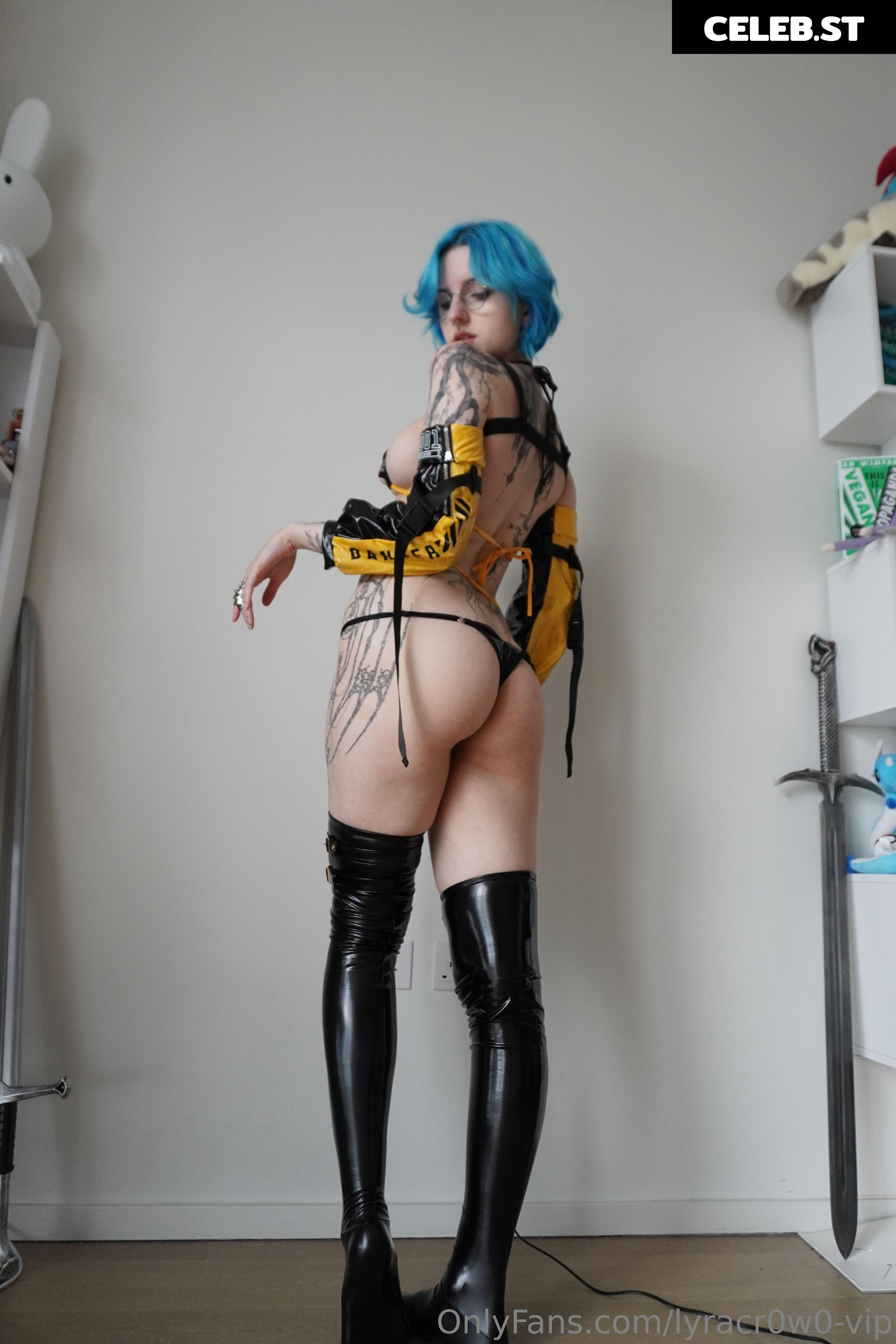 Lyra Crow | lyracr0w0 Image 3945200