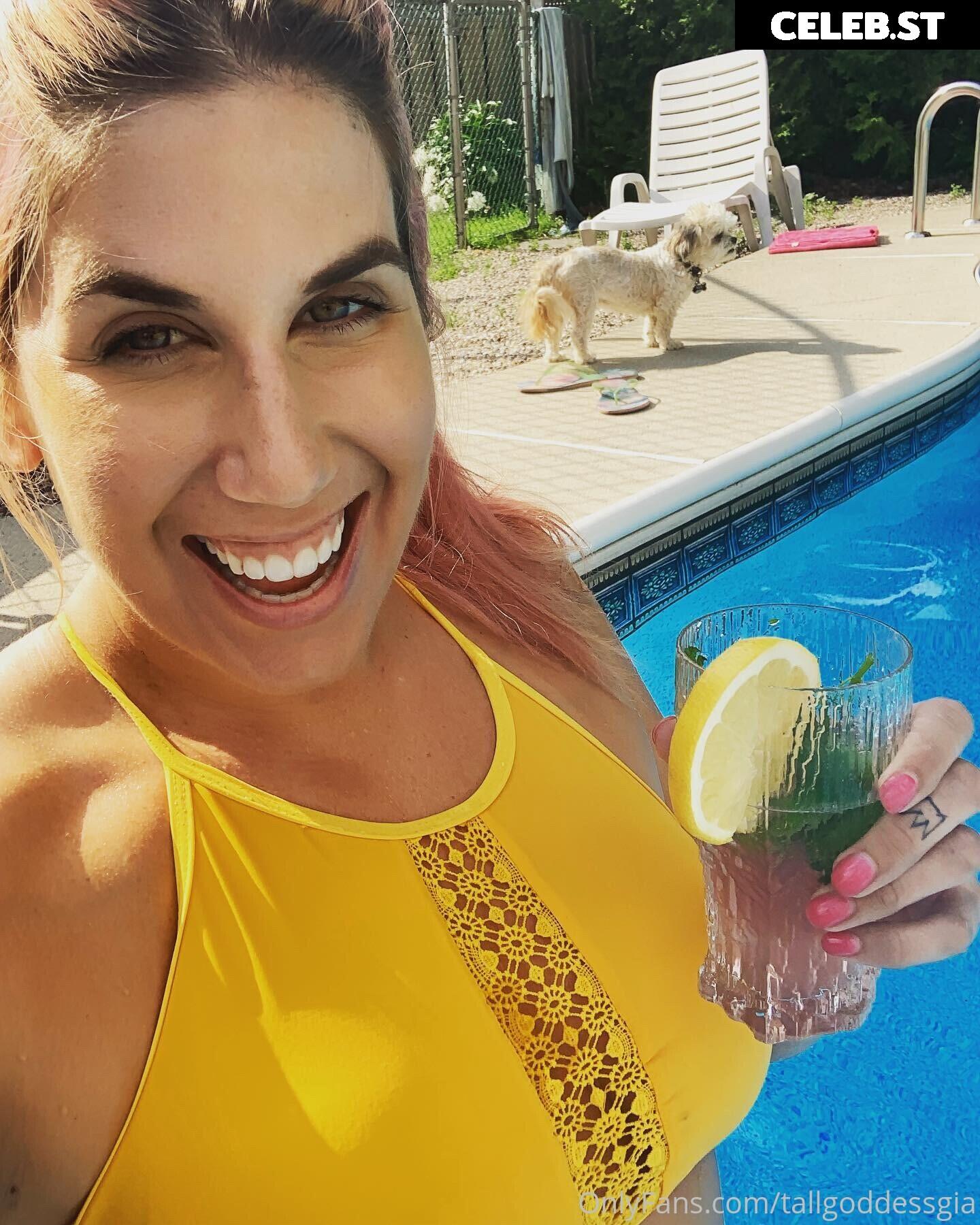 Tall Goddess Gia | Gia De Luca | tallgoddessgia Image 3941096