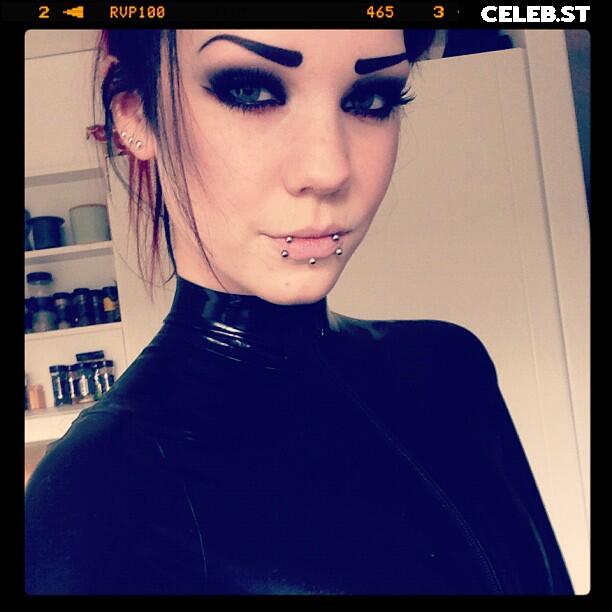 Starfucked Image 3942583