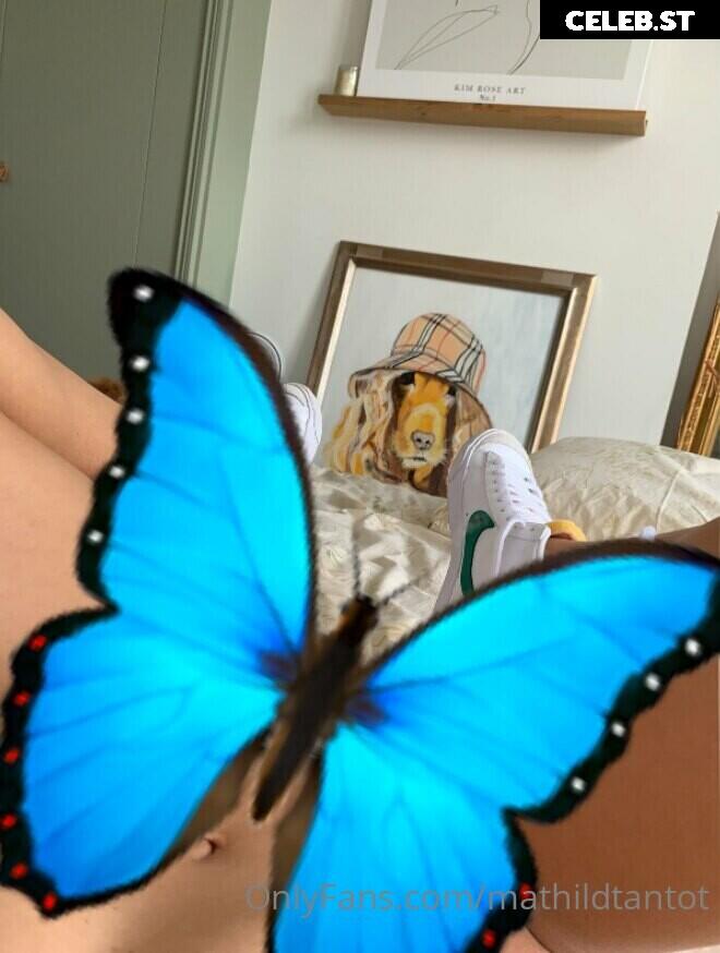 Tantot Twins - Pauline (@popstantot) &amp; Mathilde (@mathildtantot) Image 3949101