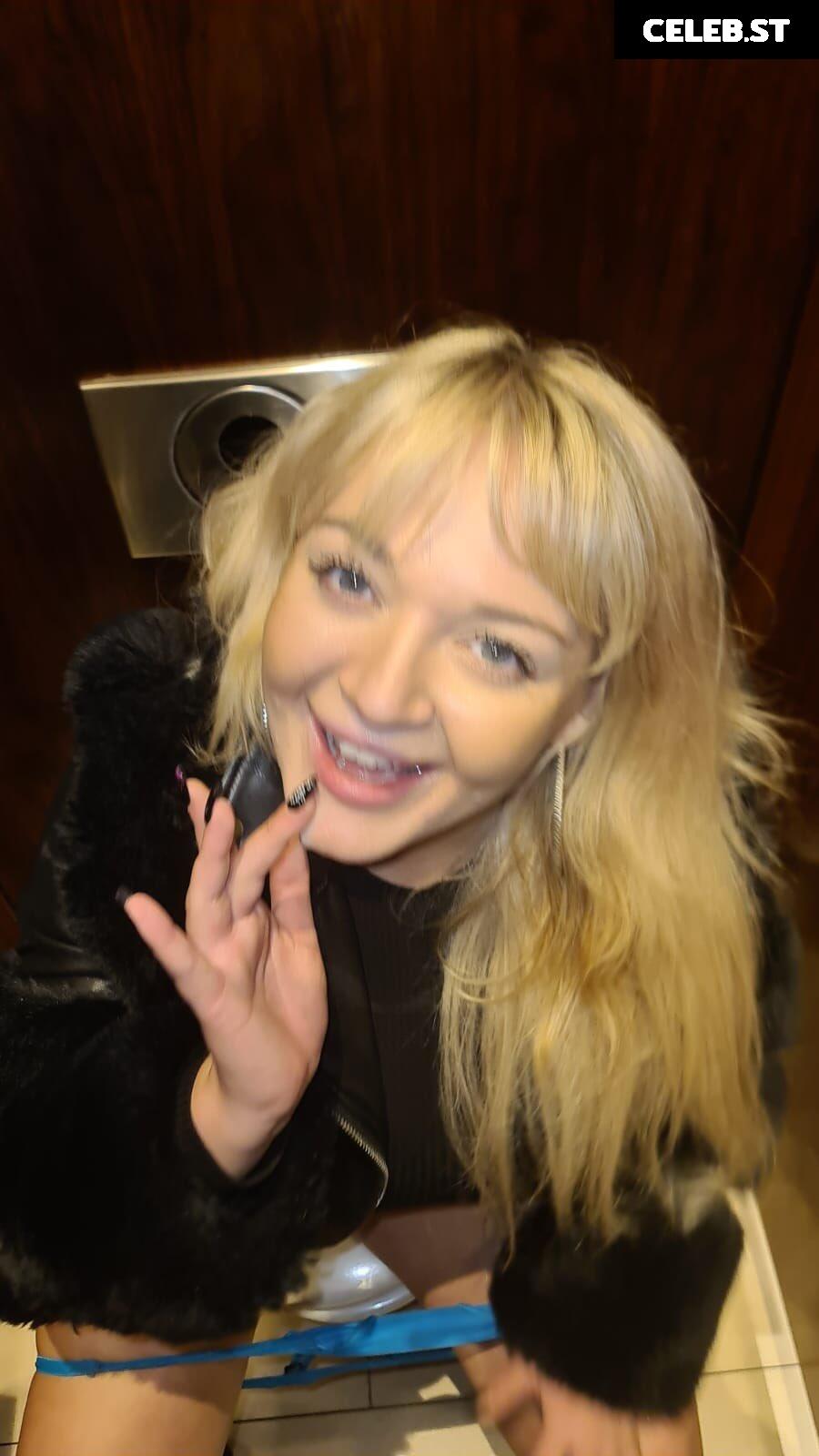 Lana Wolf Image 3936274