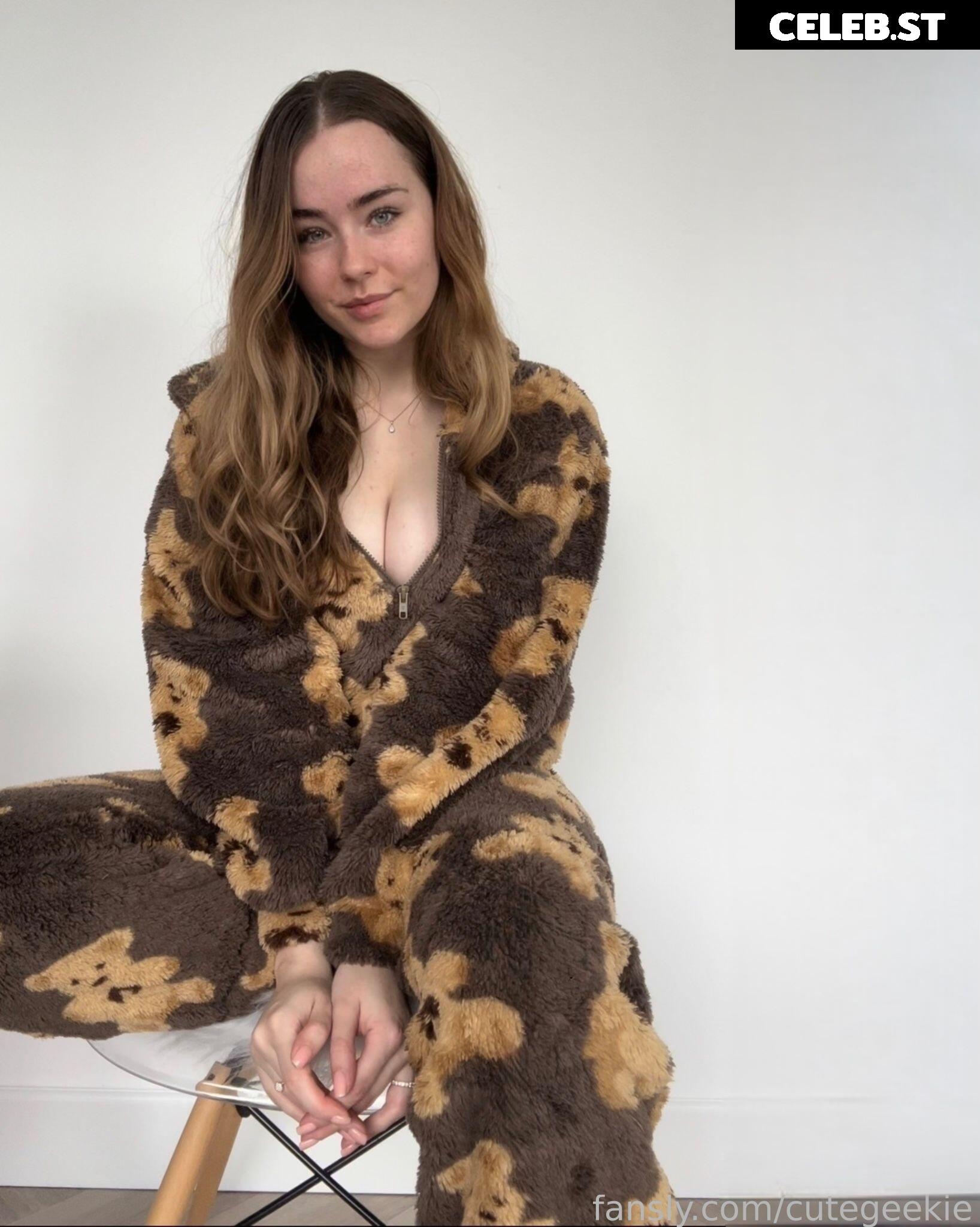 Cutegeekie | cutelittlepearl Image 3931724