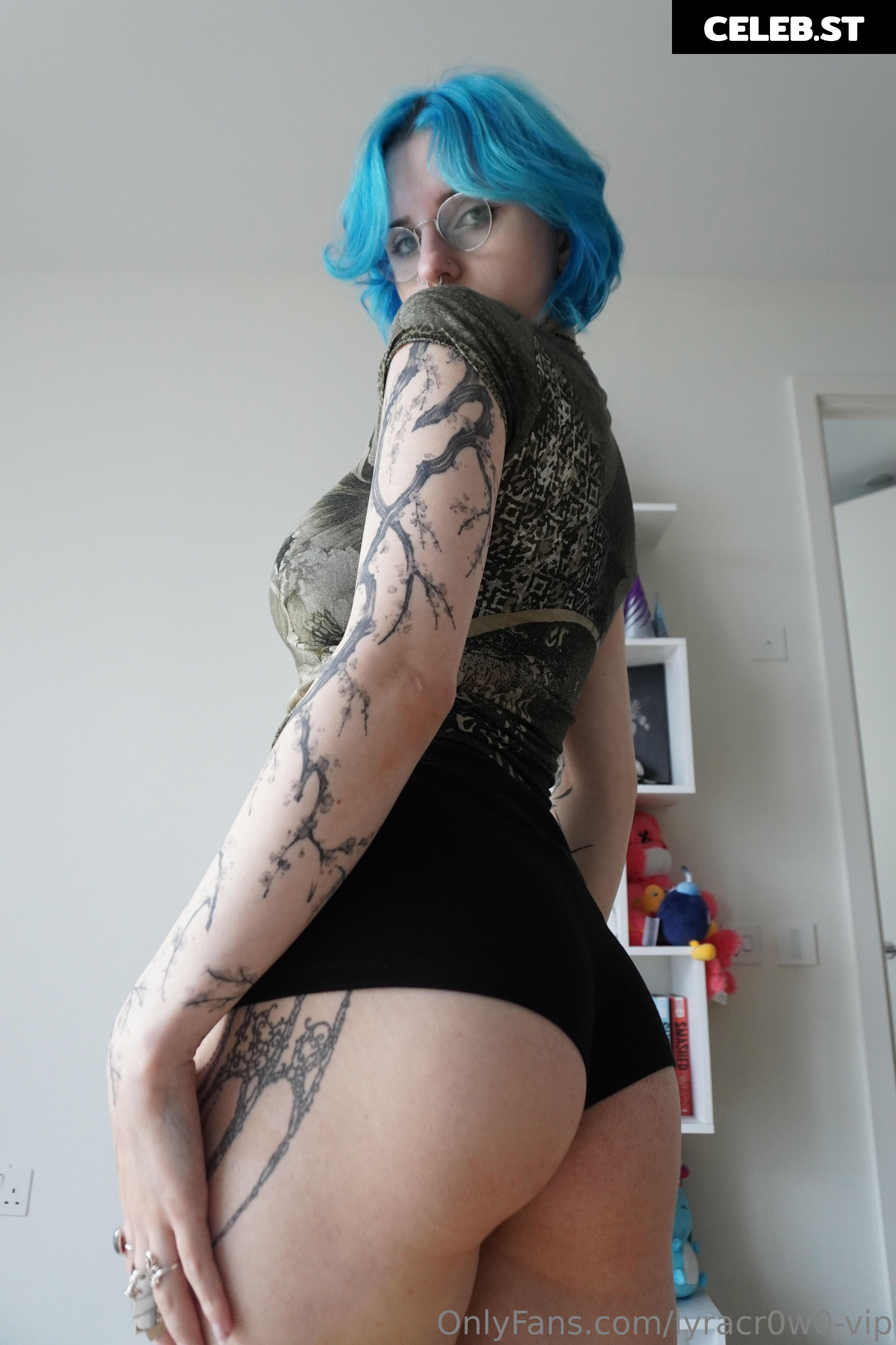 Lyra Crow | lyracr0w0 Image 3939525