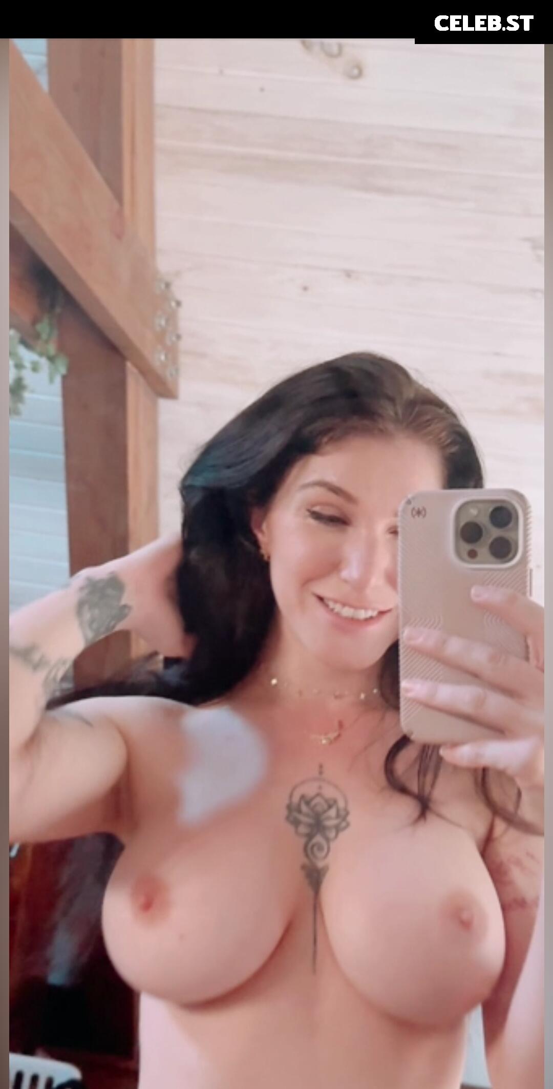 laraloxley Image 3925734