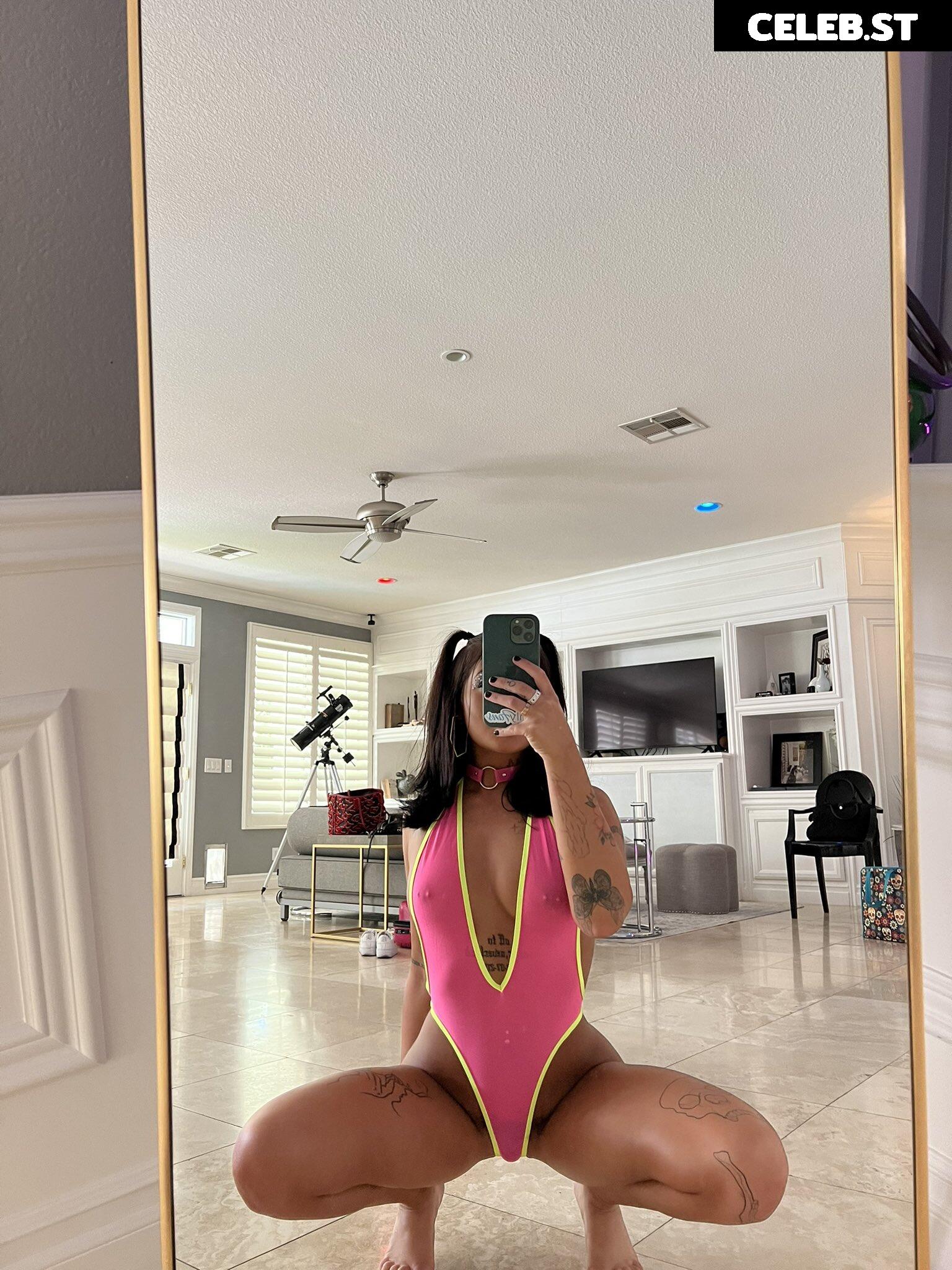 sheforkeeps / ryan reid Image 3925355