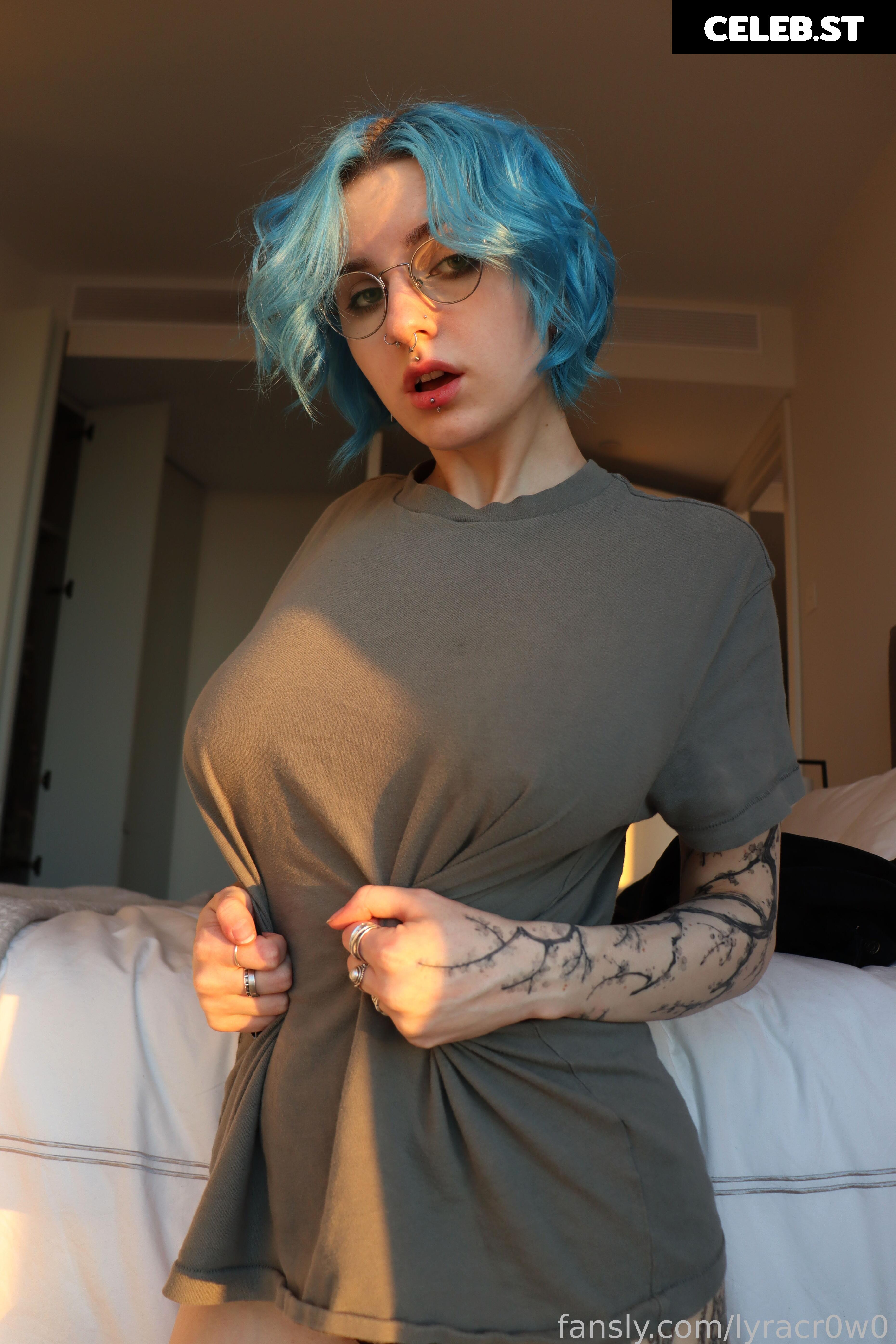 Lyra Crow | lyracr0w0 Image 3926743