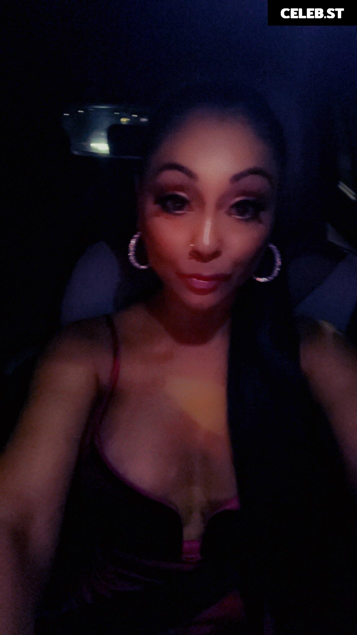 Priya Anjali Rai Image 3921415