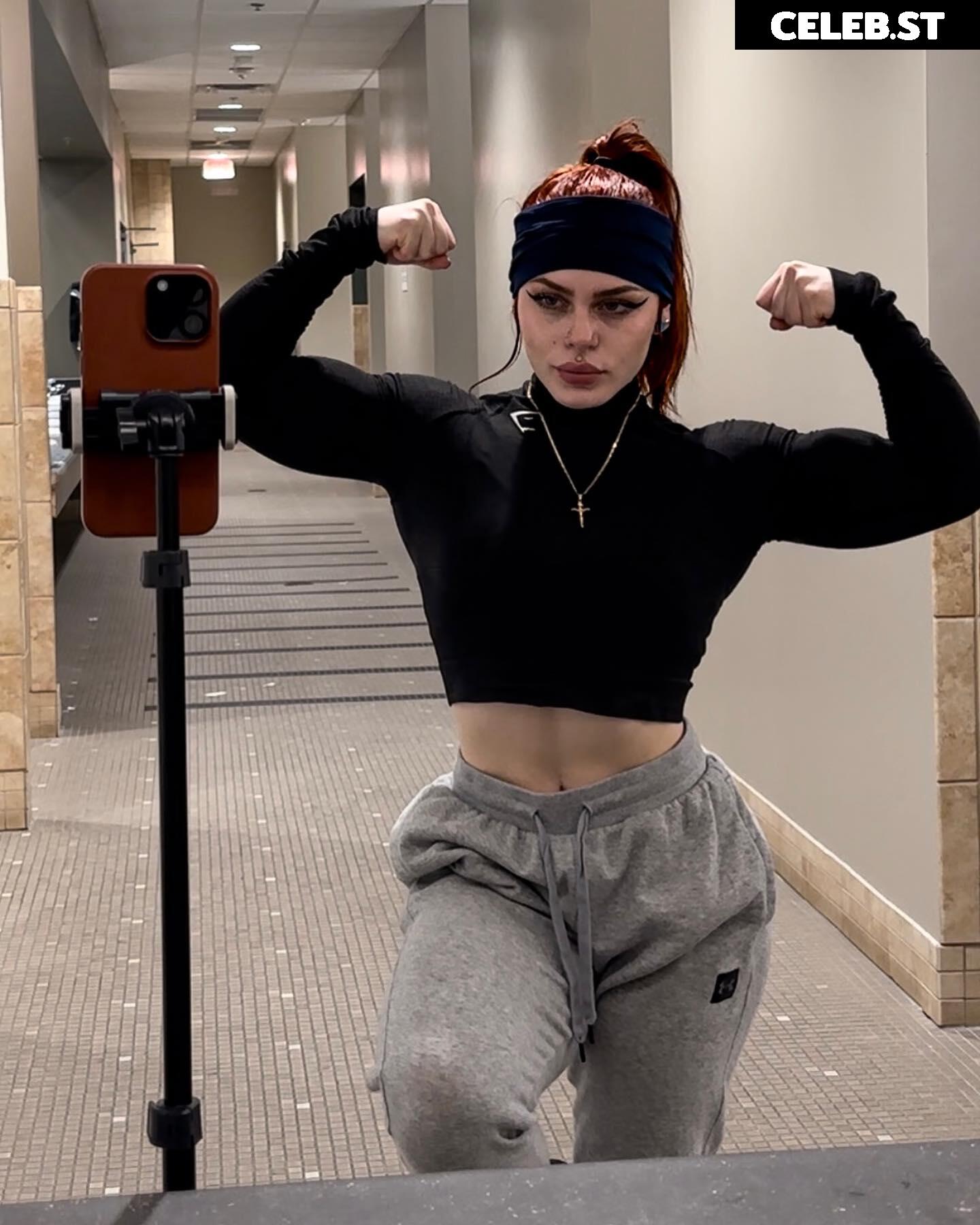 Ayshia Schisel/Elorahdaexplorah Image 3911210