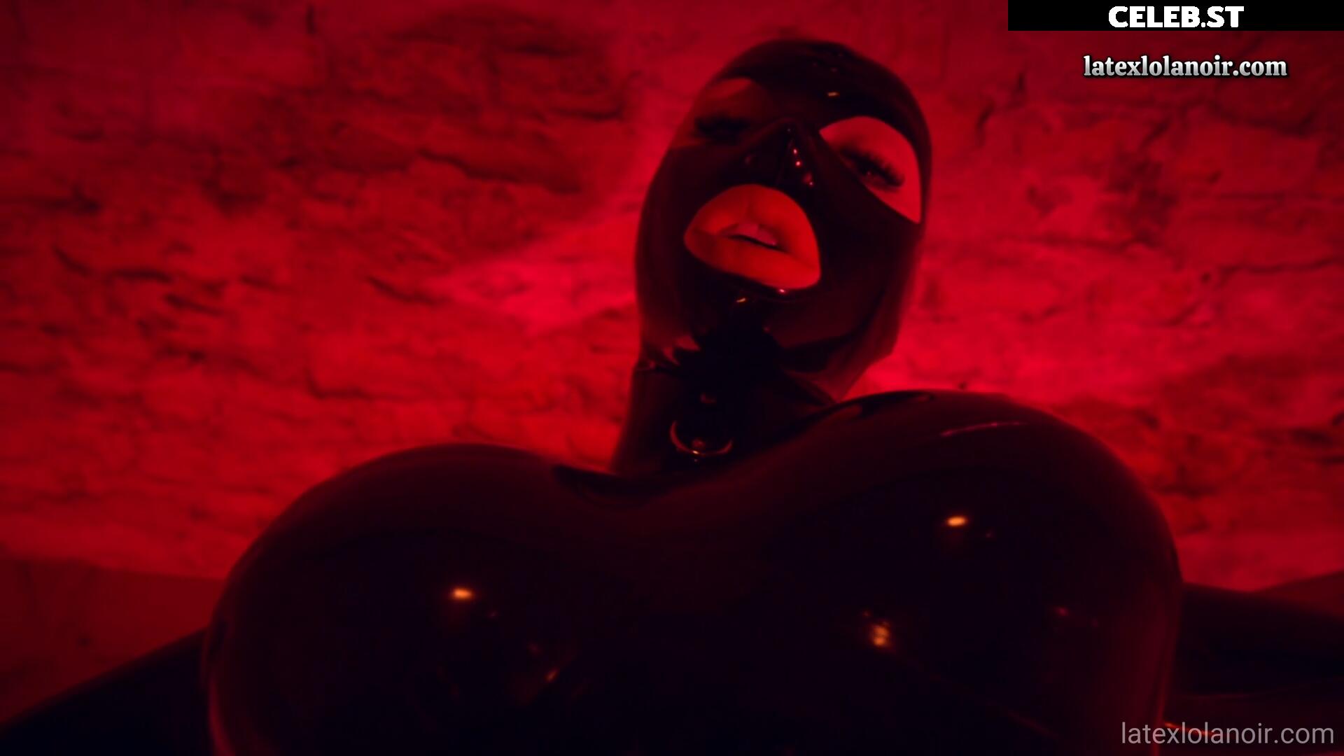 Lola Noir Image 3902284