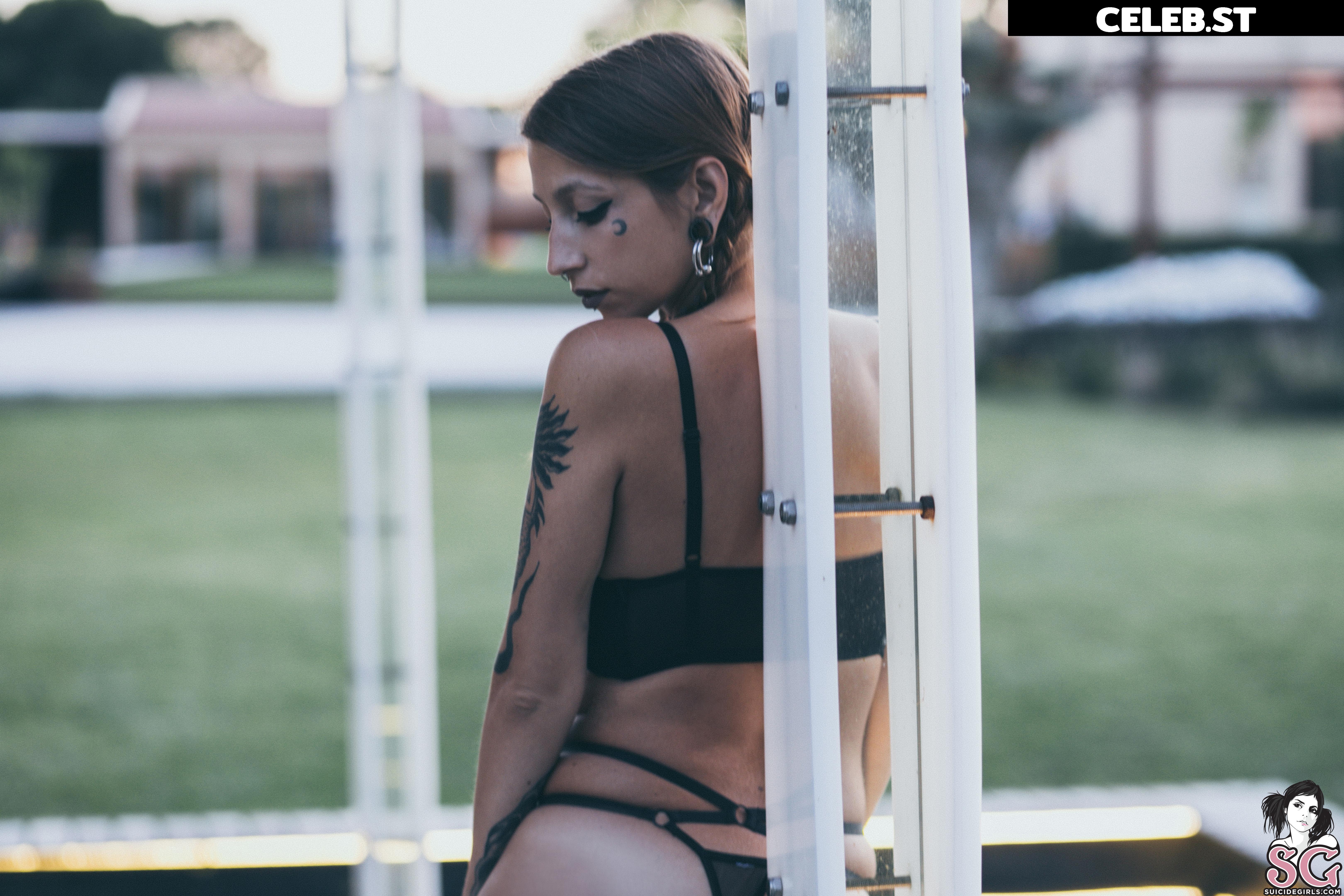 Demonia Image 3909869