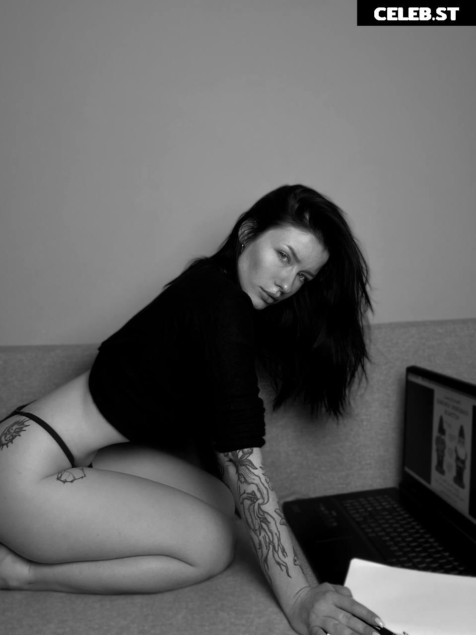 Innervus | Sun_in_a_fog | Anna Image 3494593
