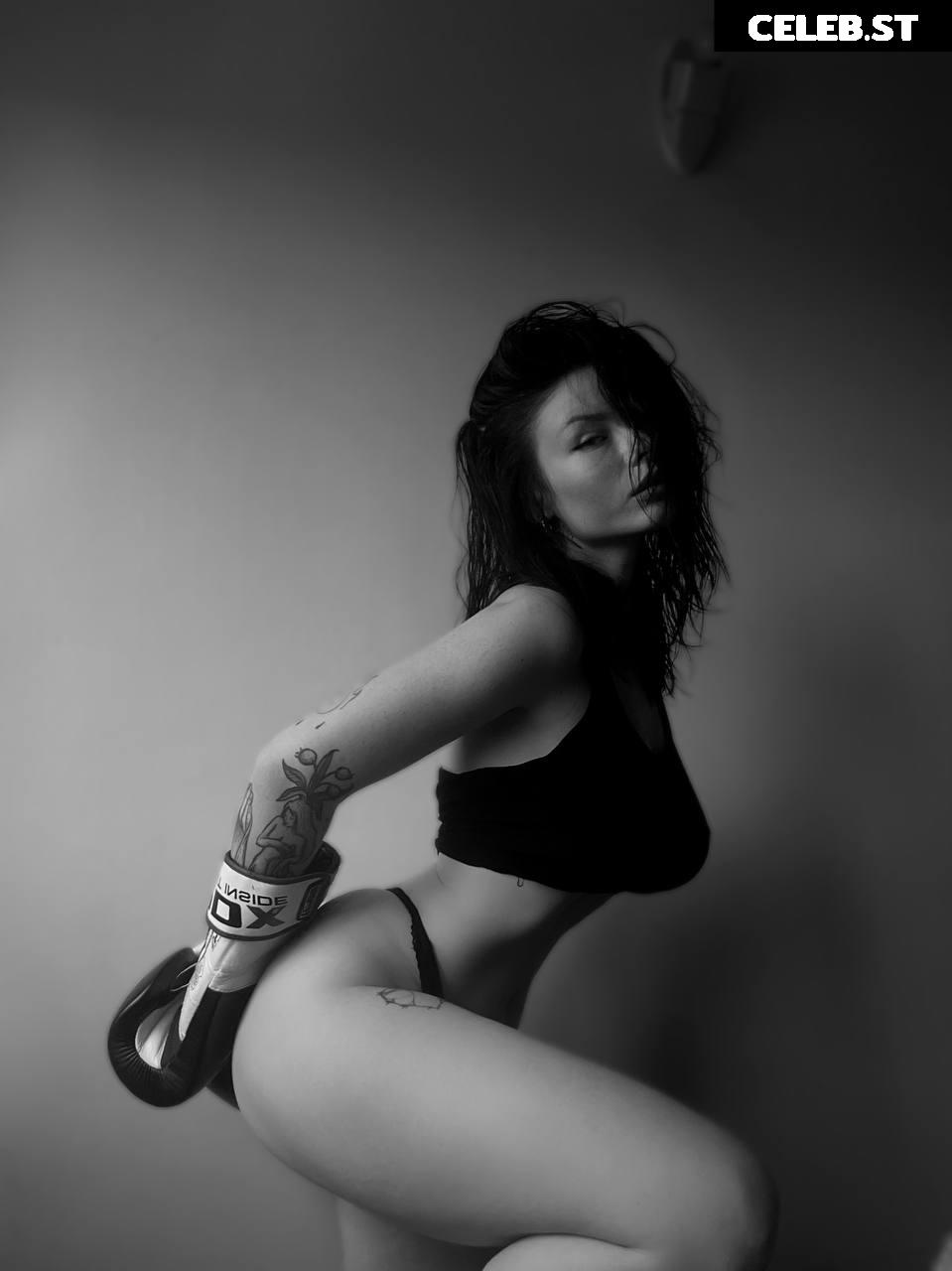Innervus | Sun_in_a_fog | Anna Image 3491269