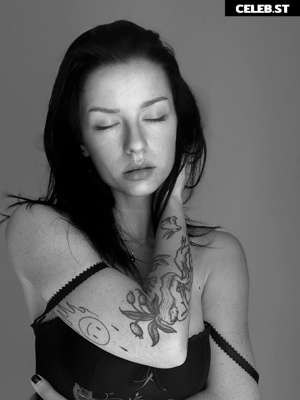 Innervus | Sun_in_a_fog | Anna Image 3492467