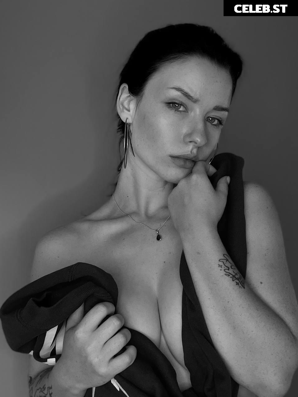 Innervus | Sun_in_a_fog | Anna Image 3493076
