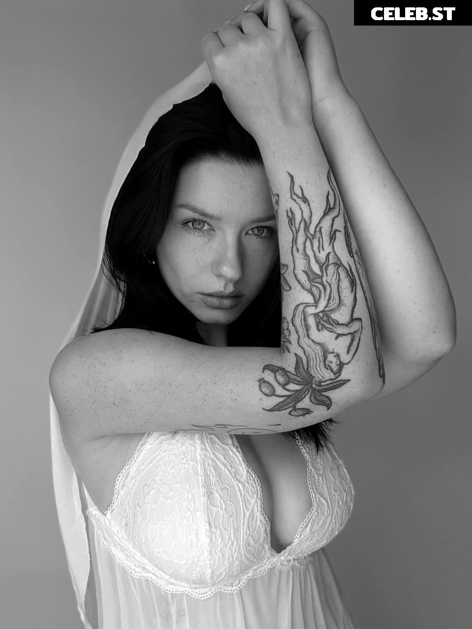 Innervus | Sun_in_a_fog | Anna Image 3493937