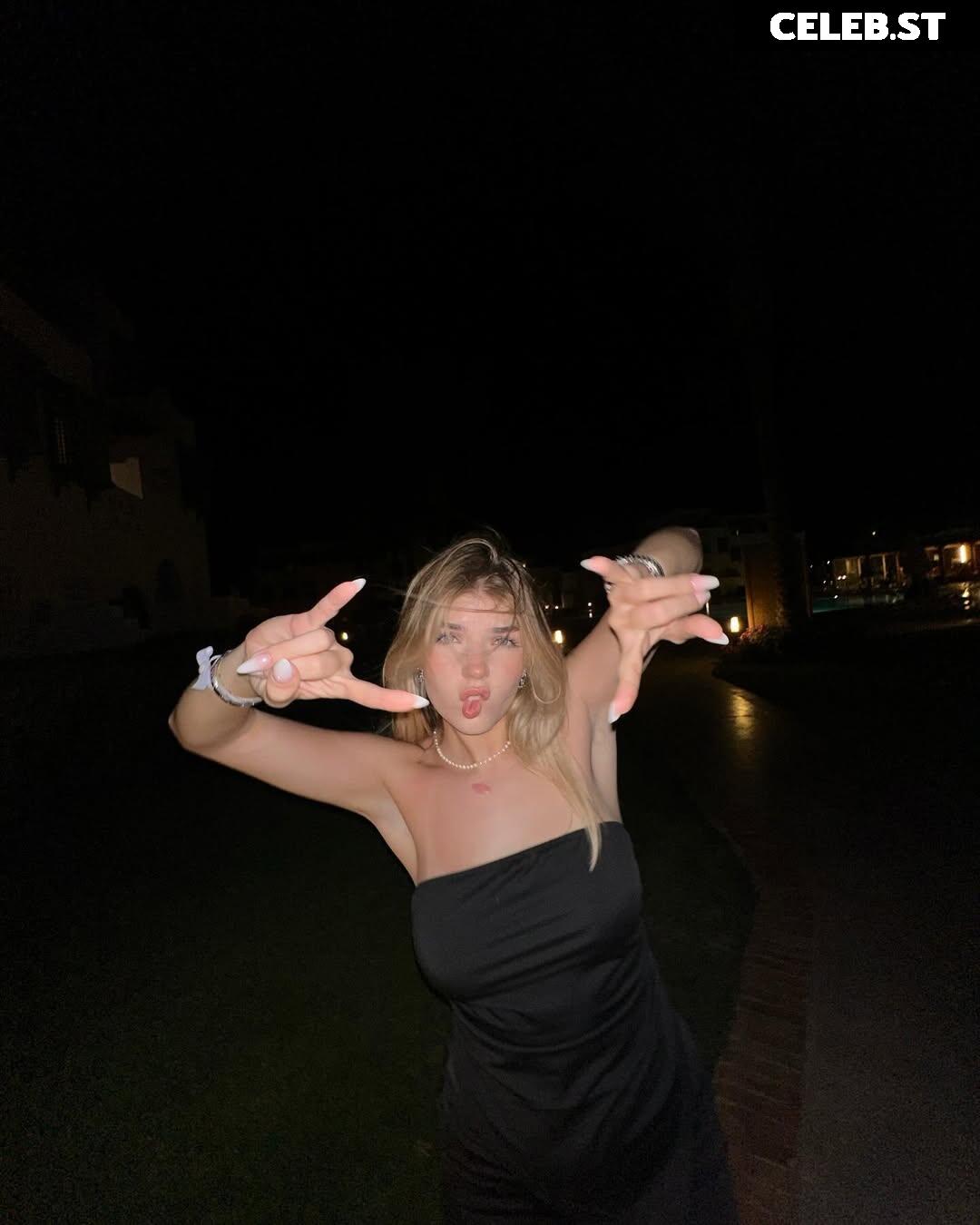 xFibii Image 3499668