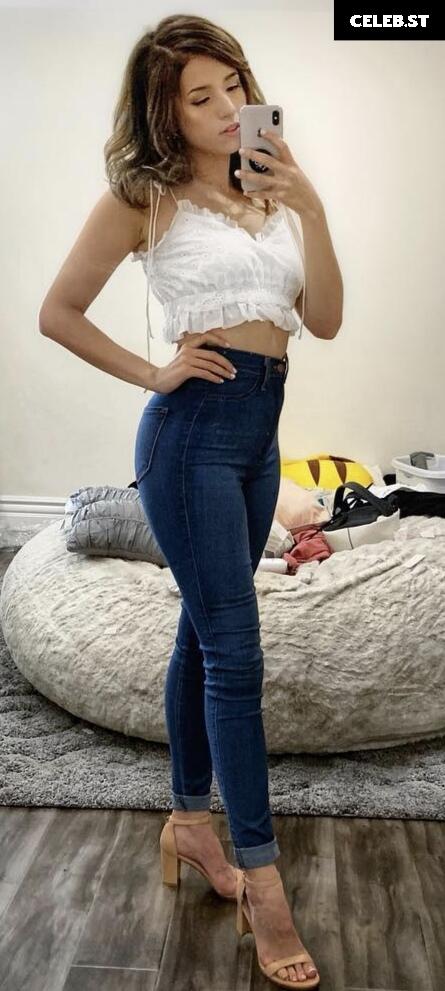 Pokimane Image 3498494