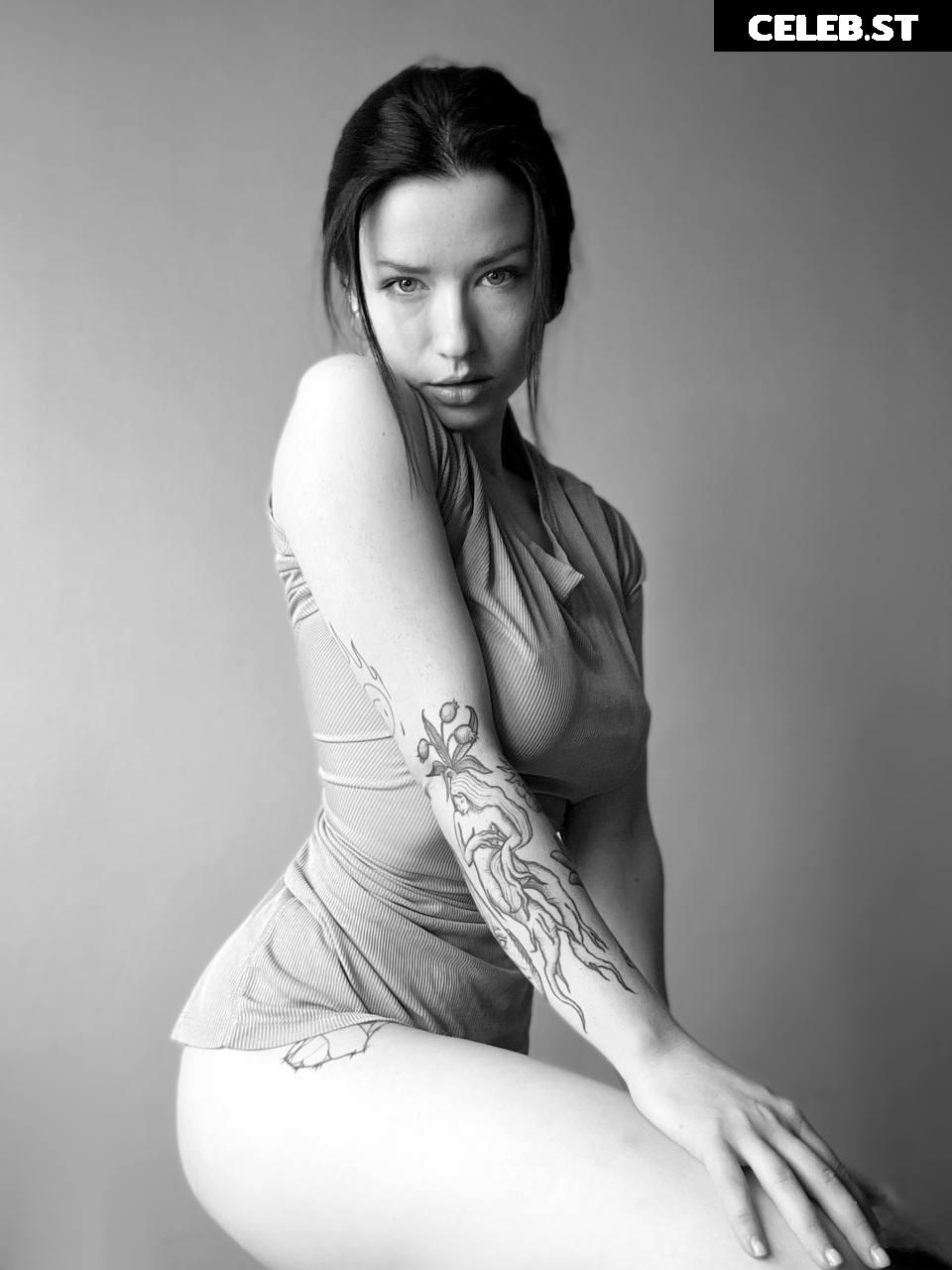 Innervus | Sun_in_a_fog | Anna Image 3489860