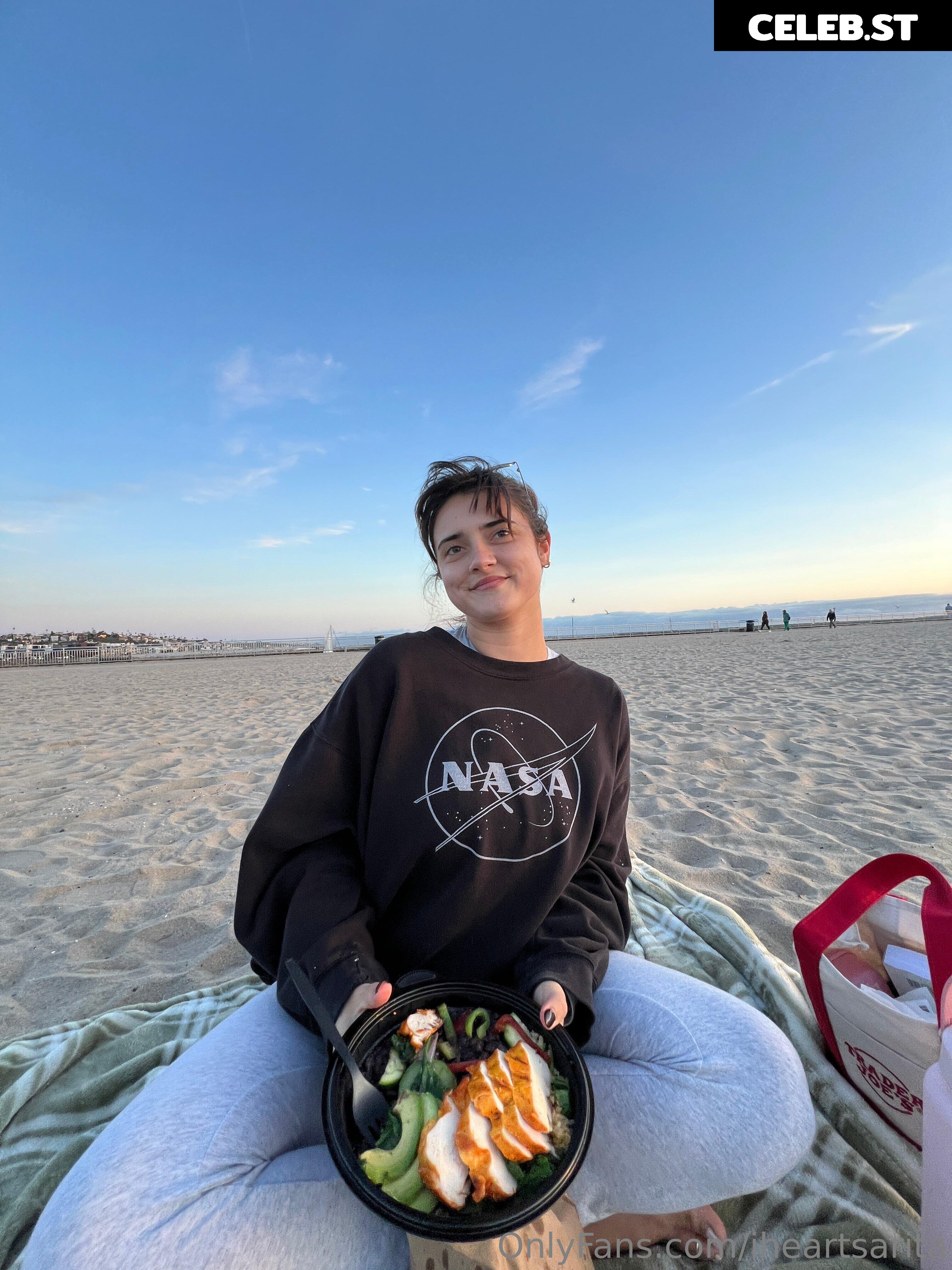 Sarah Curr (@sarahcurr) Image 3488707