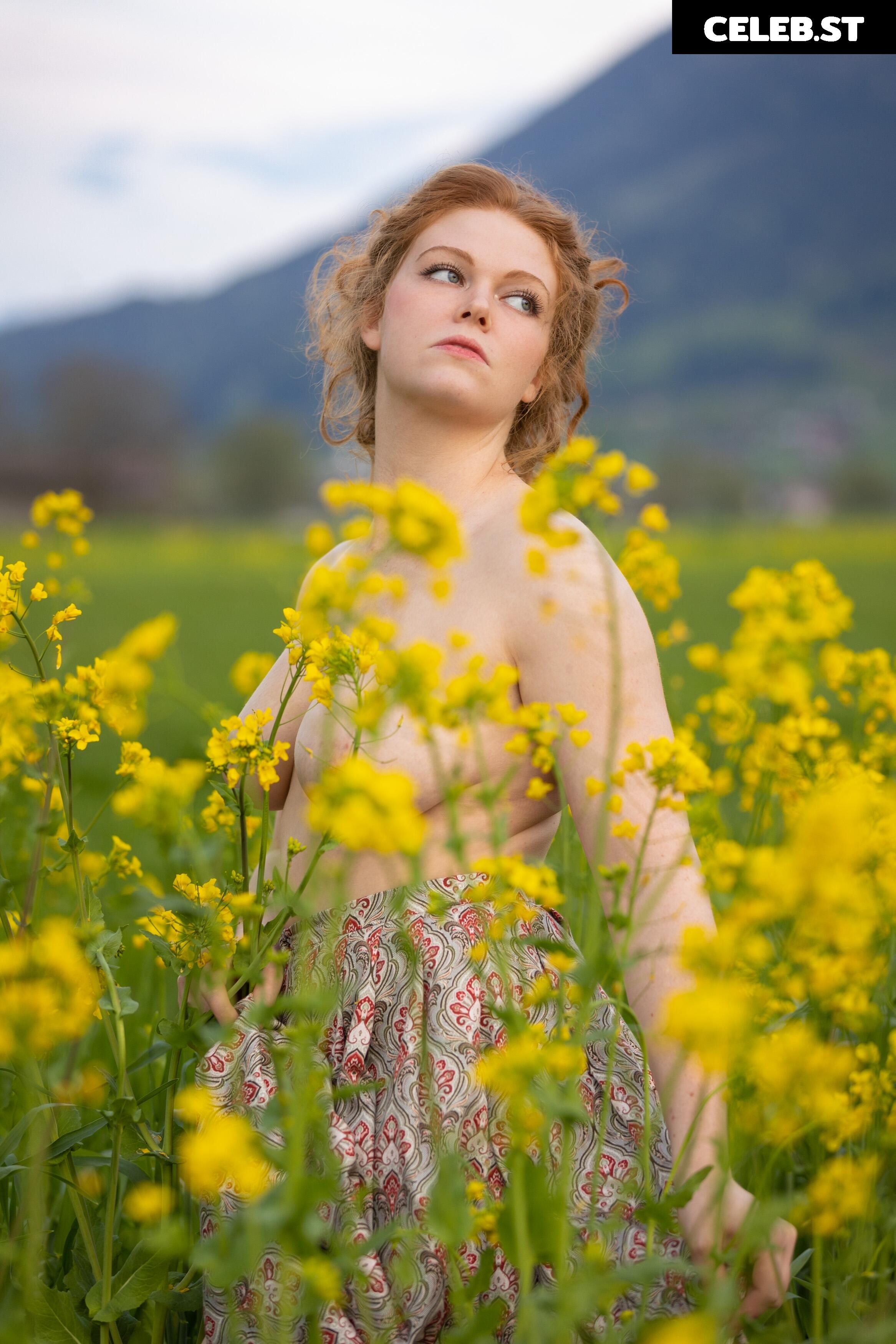 Foxydirndl Image 3475750