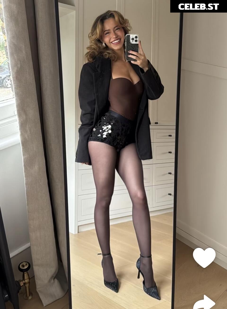 Léa Elui Image 3476482