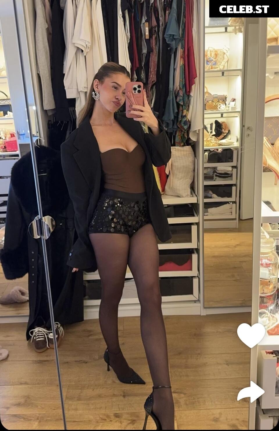 Léa Elui Image 3476464