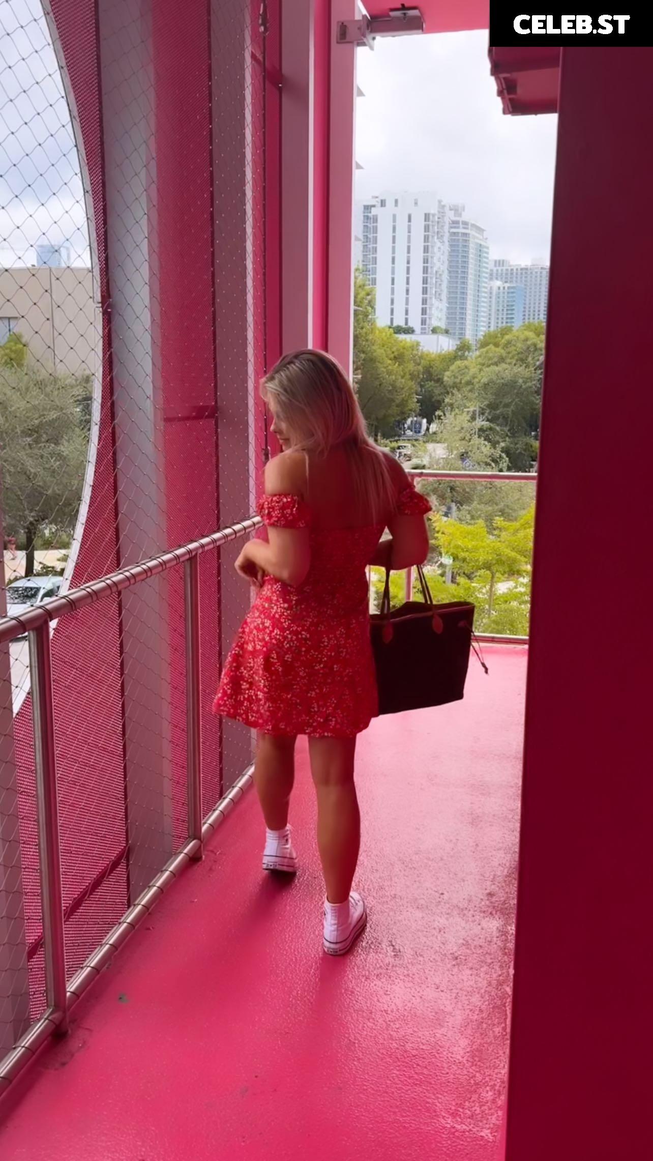 Paige Vanzant 2.0 Image 3460129
