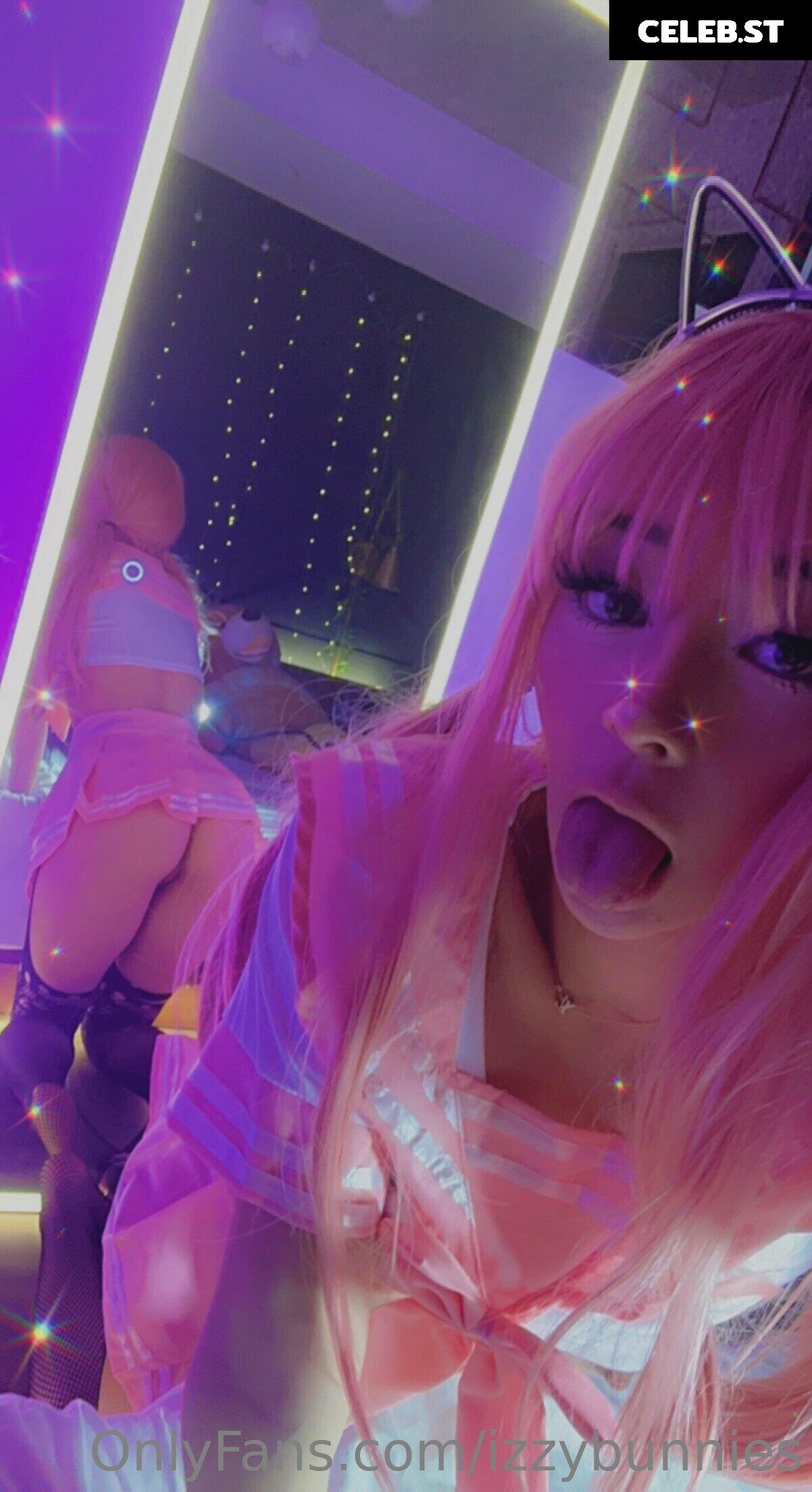 waifumiia / izzybunnies Image 3424900