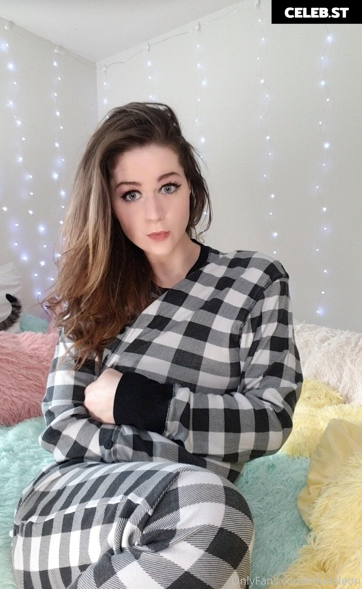 Mia DeLeon XO Image 342089