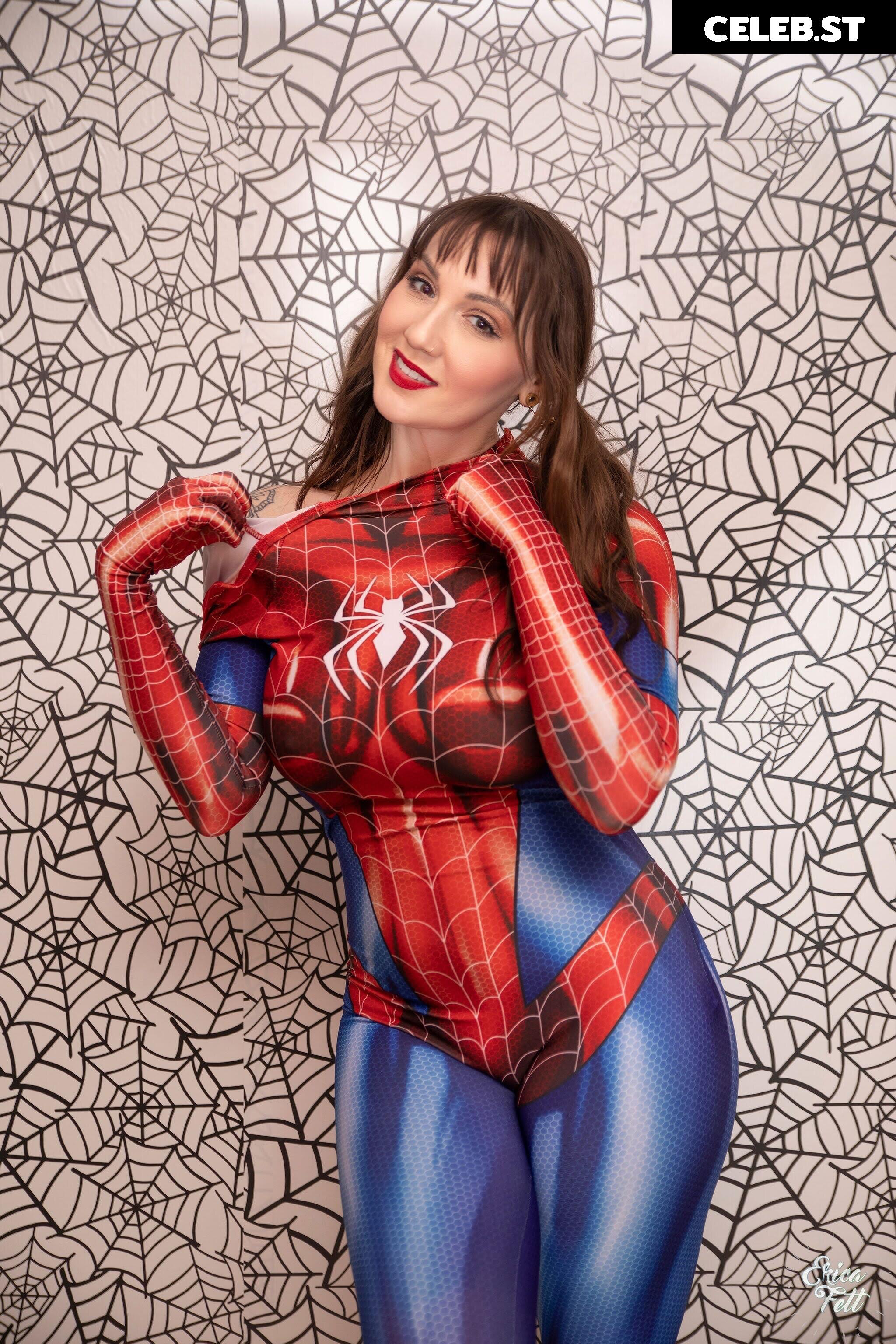 Erica Fett Image 3415749