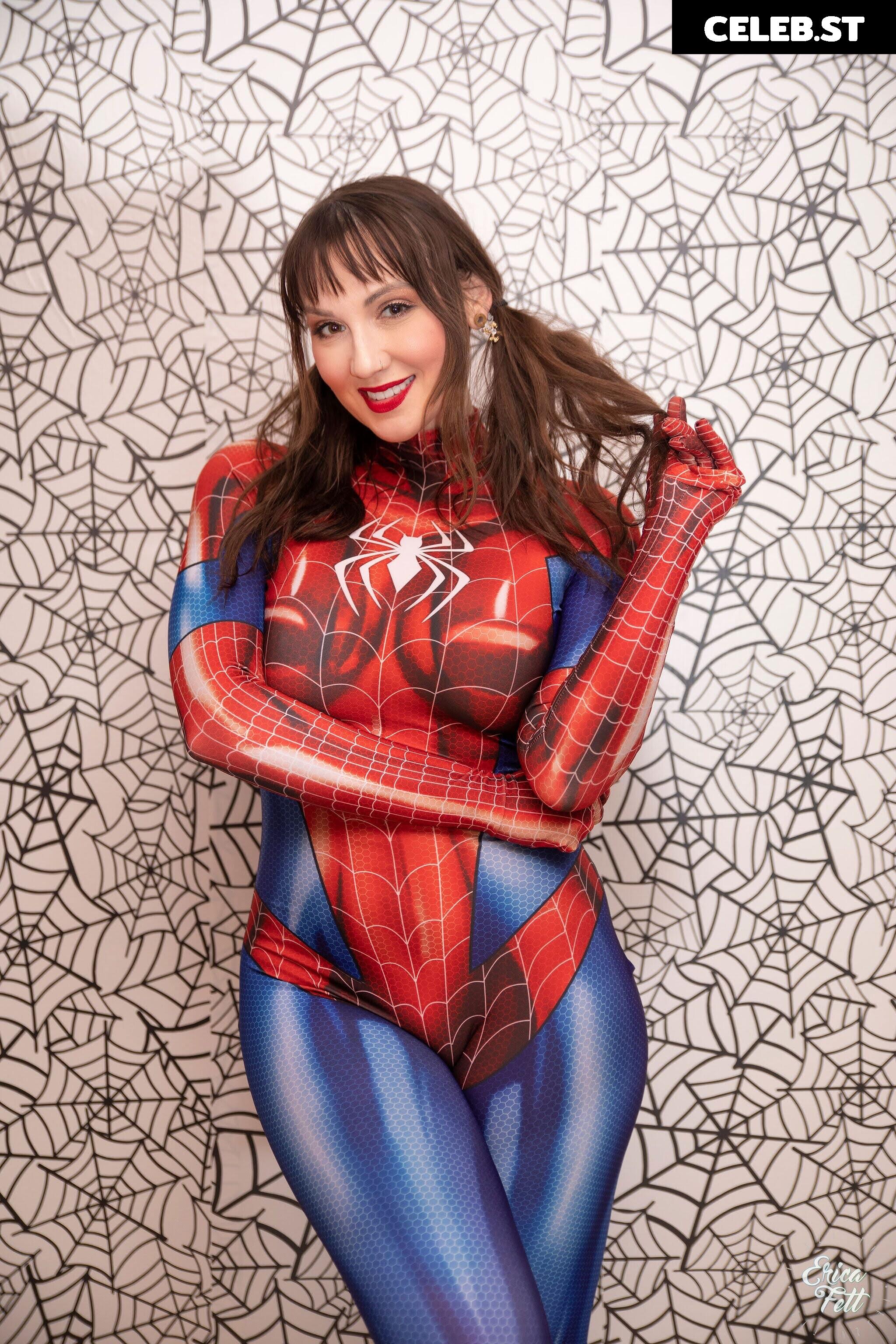 Erica Fett Image 3415745