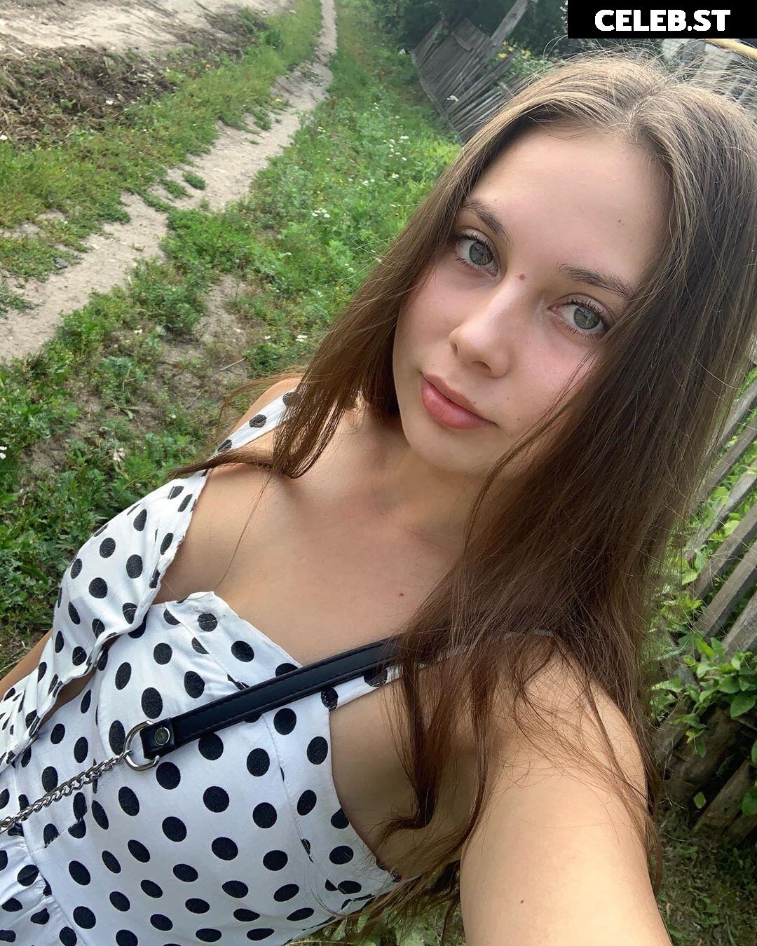 Oksana Saldyrkina Image 3410876