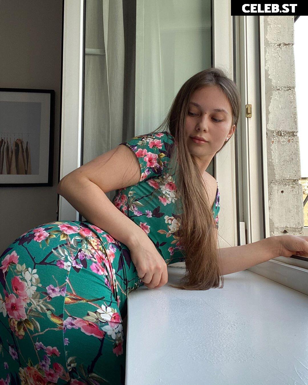 Oksana Saldyrkina Image 3410785