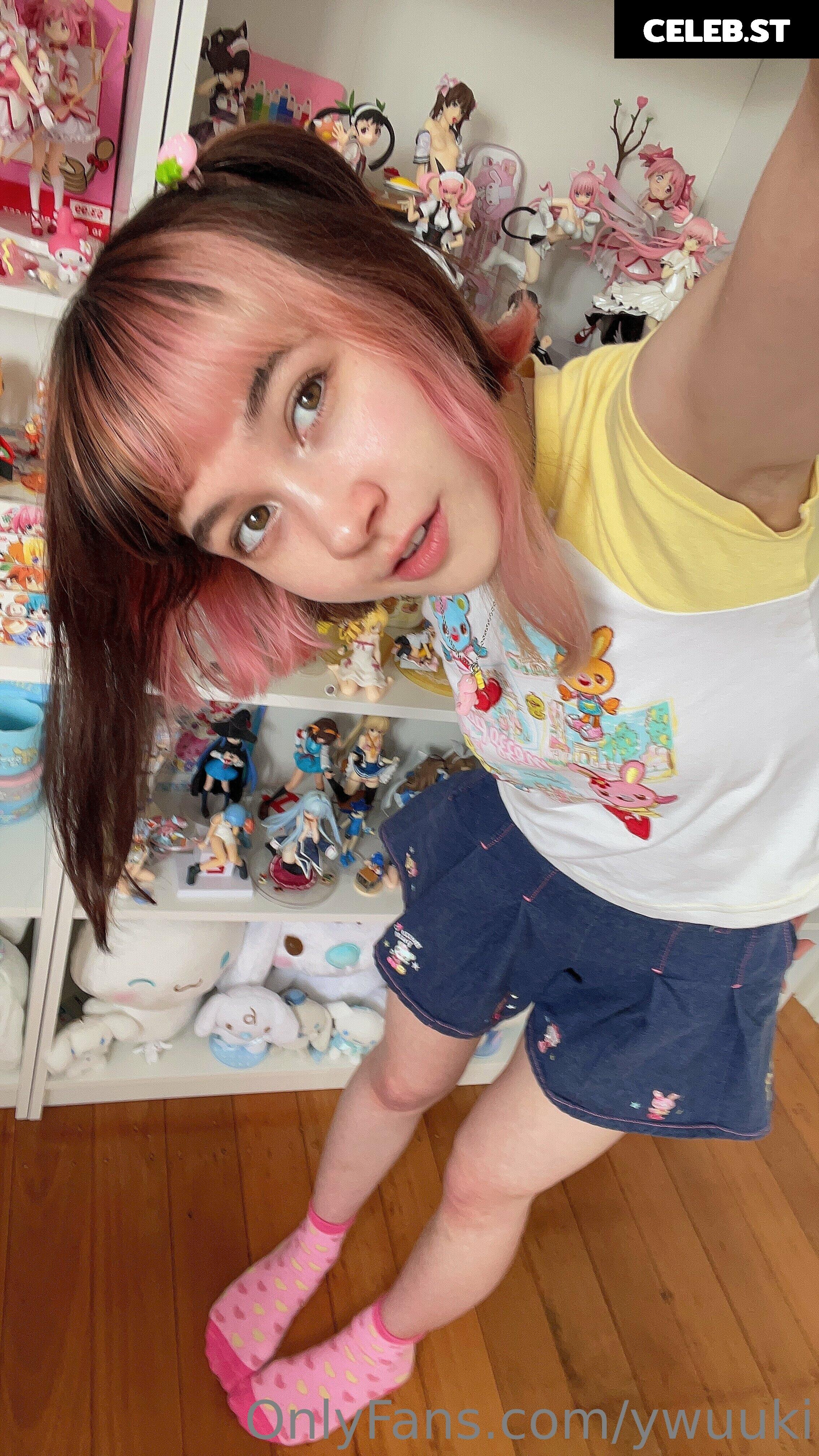 yyuki / kittensulk Image 3419621
