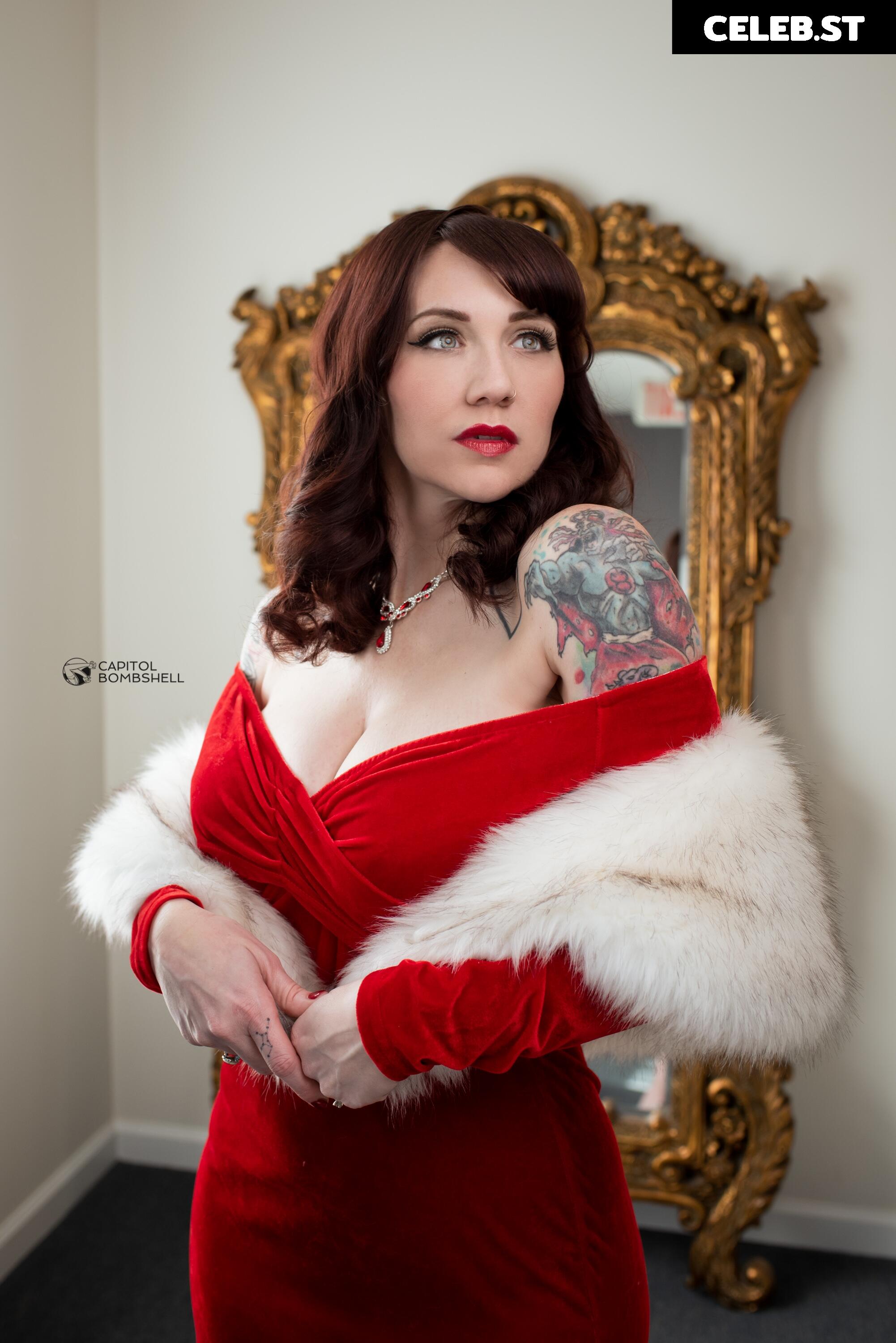 Erica Fett Image 3418388