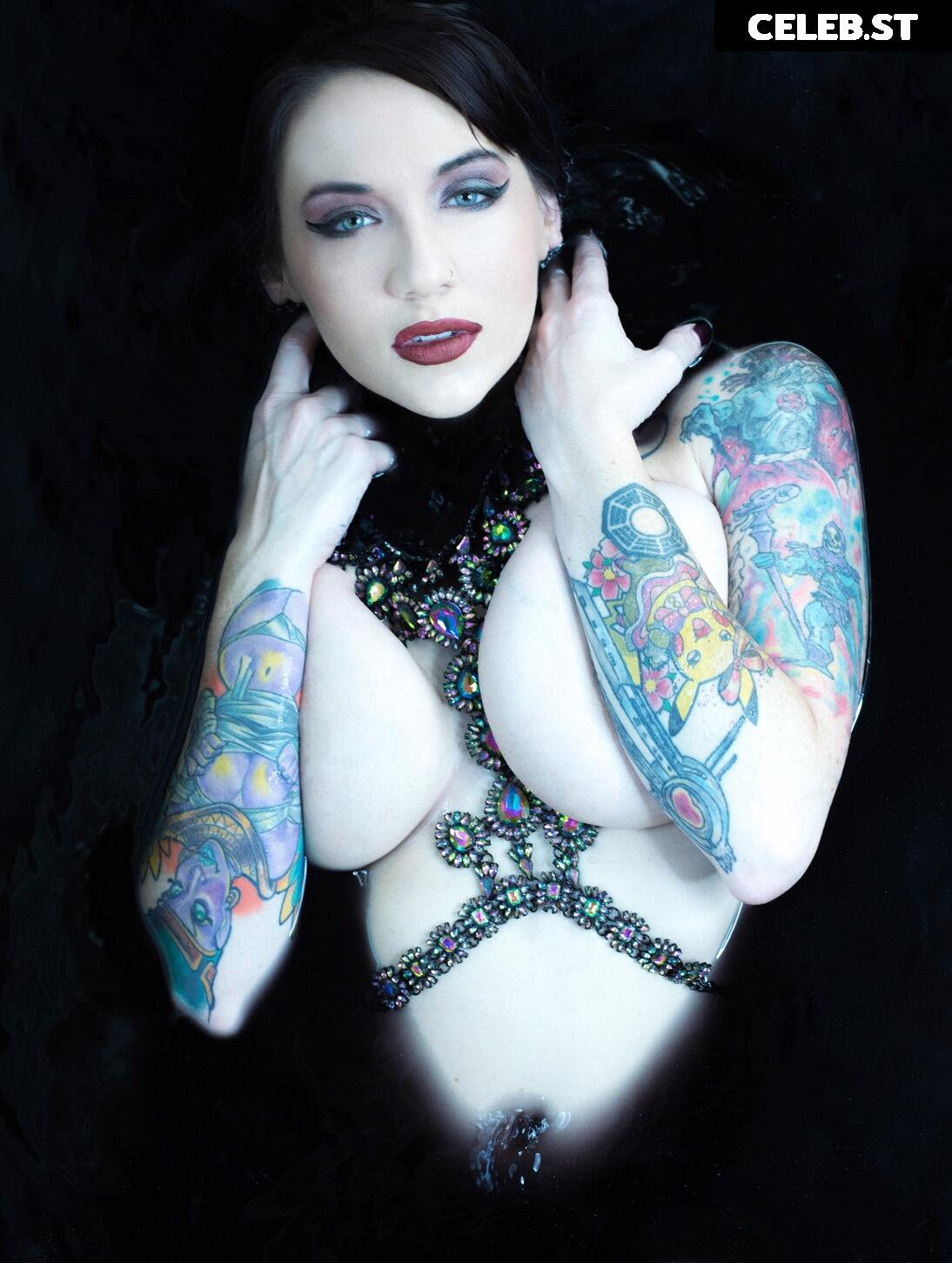 Erica Fett Image 3418245