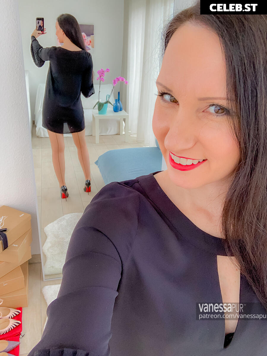 Vanessa Pur Image 3402311