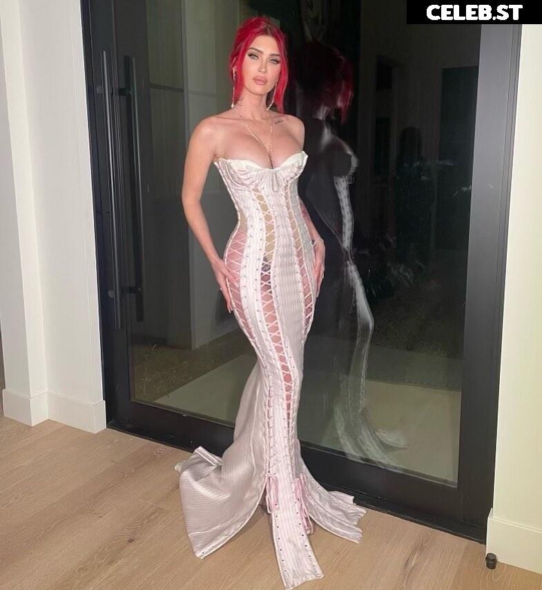 Megan Fox Image 3400153