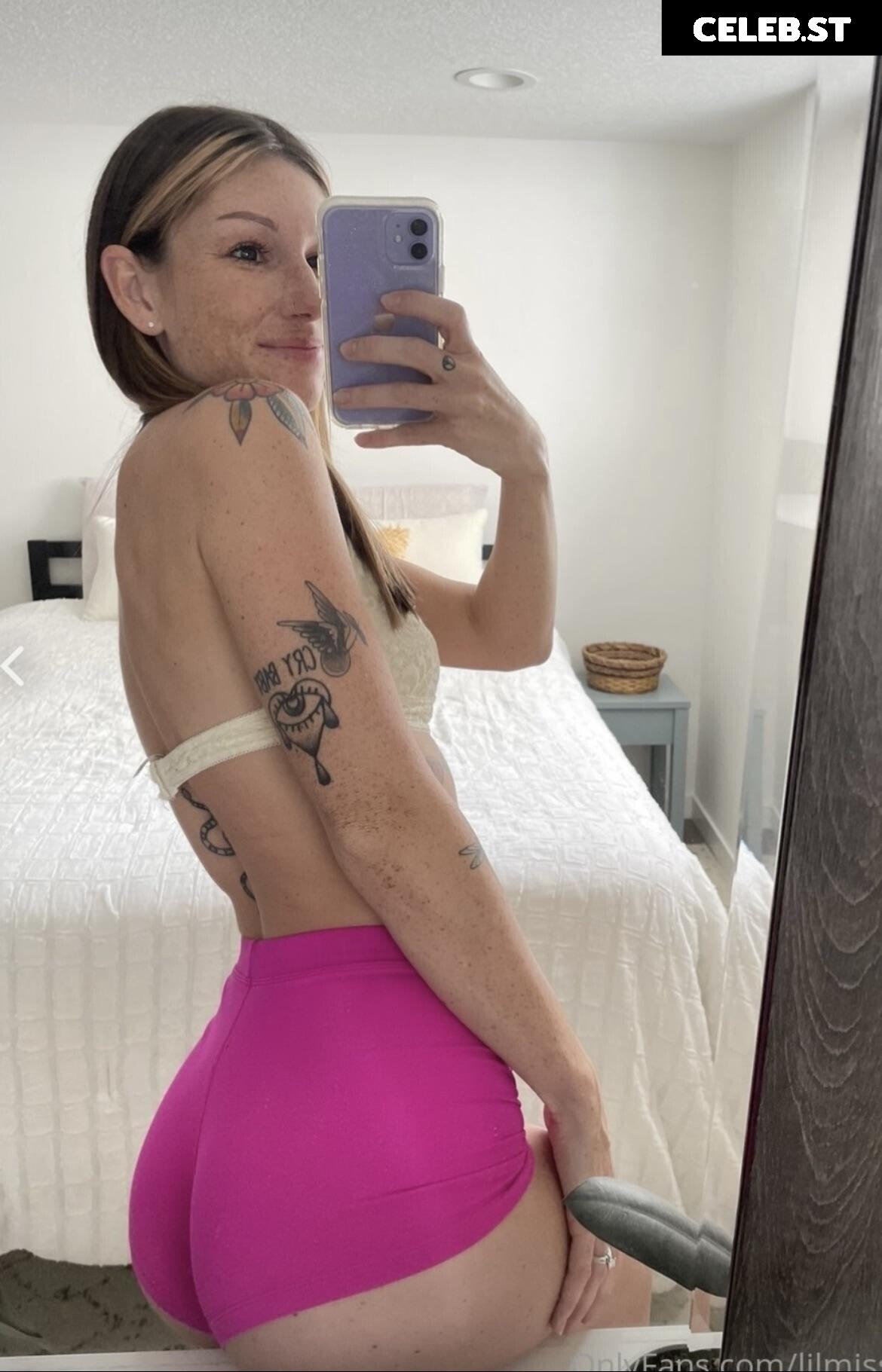 u/hallienothaley OF: @lilmissvixennnn Image 3597277