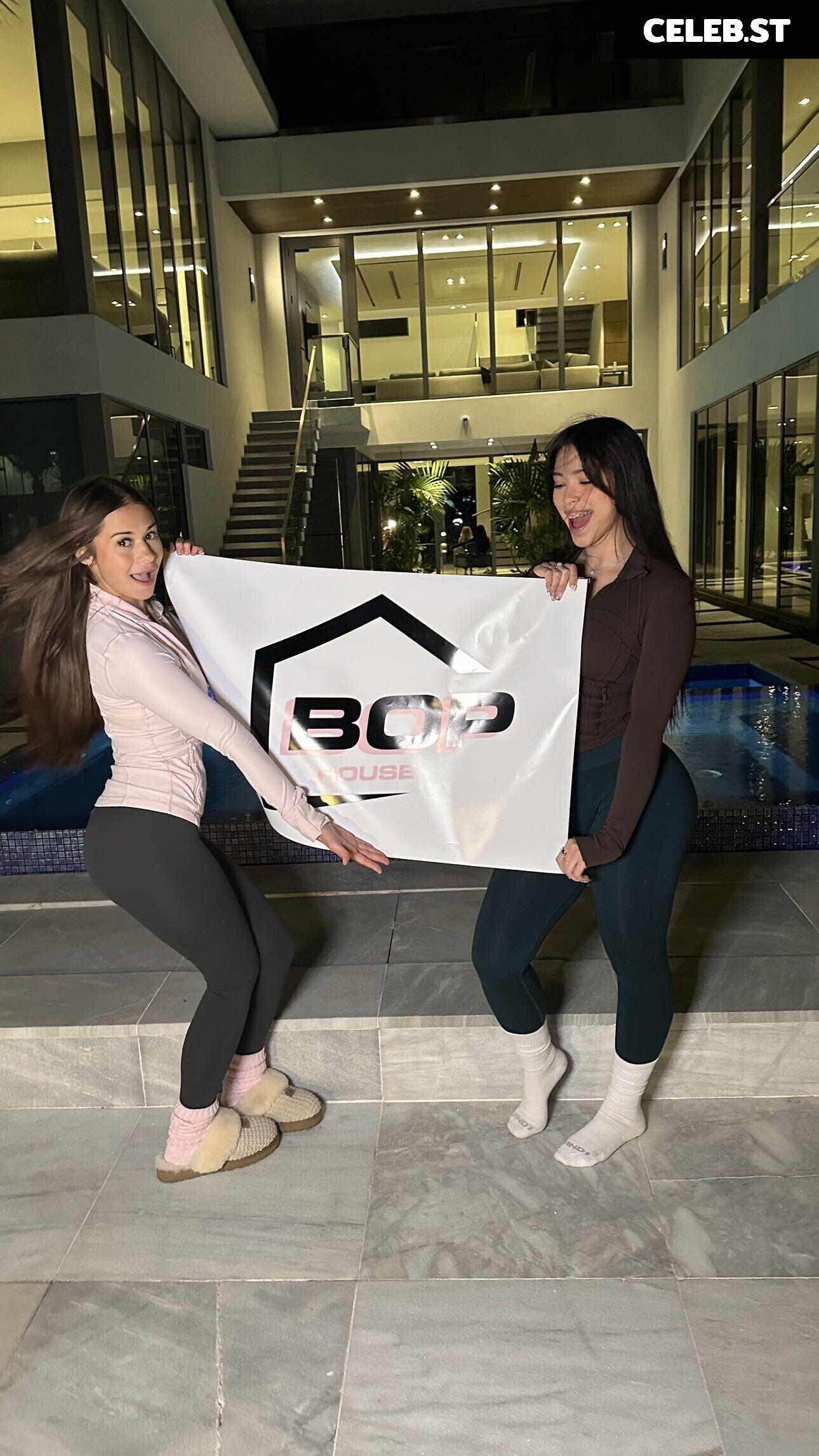 Malayaax - Sophieraiin Image 3594489