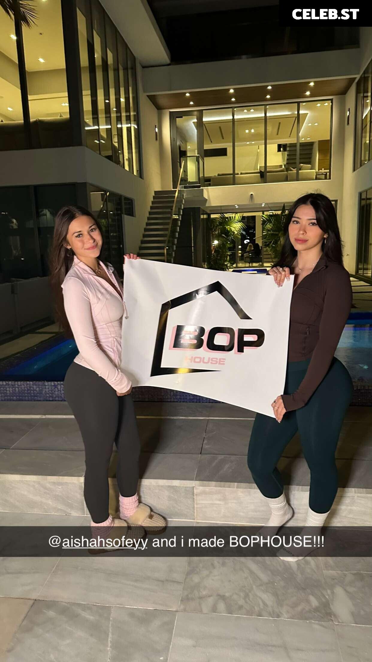 Malayaax - Sophieraiin Image 3594391