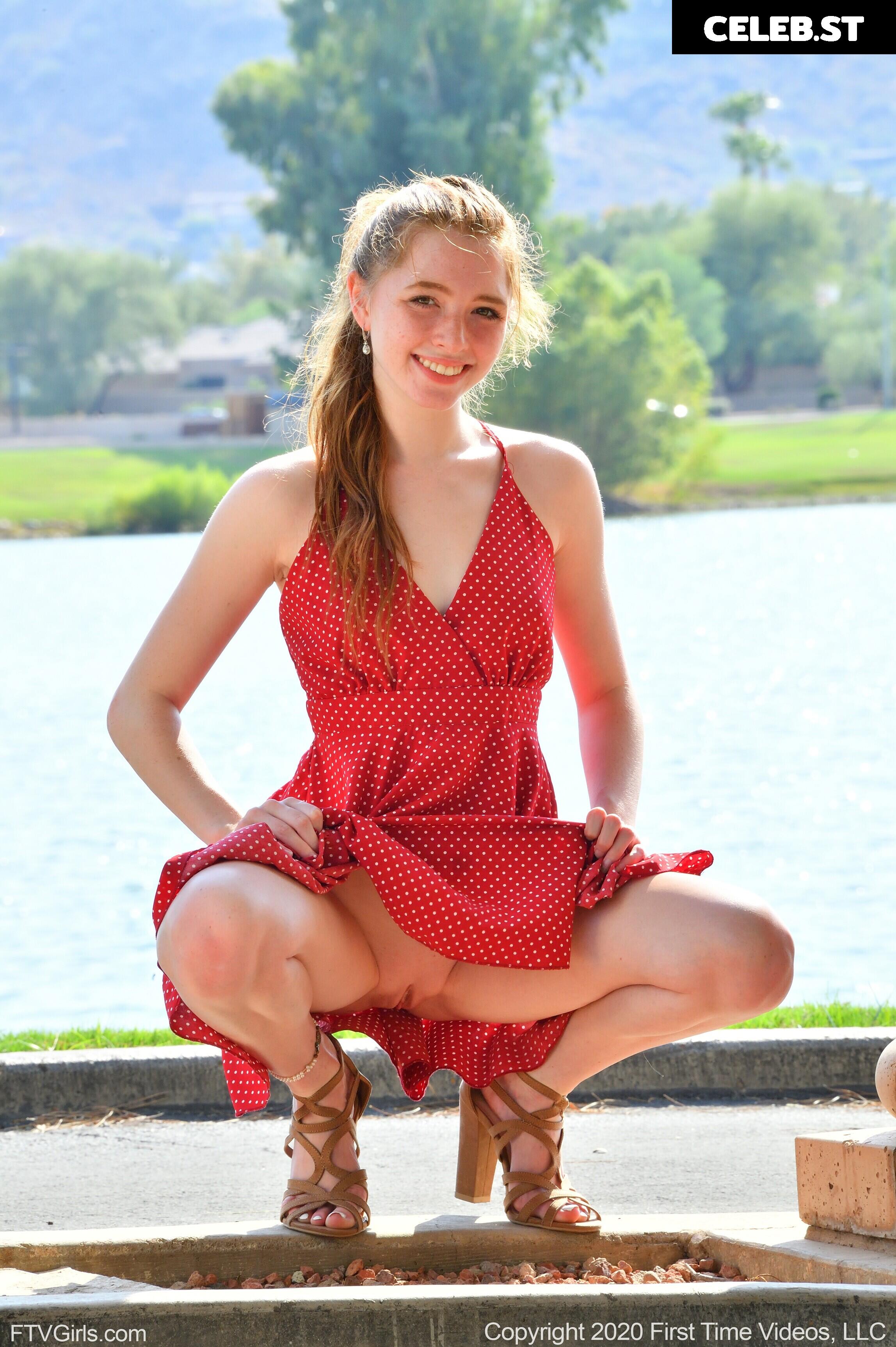 Myra Glasford  / Myragla / Myraglaa / Myra Moans Image 3592524