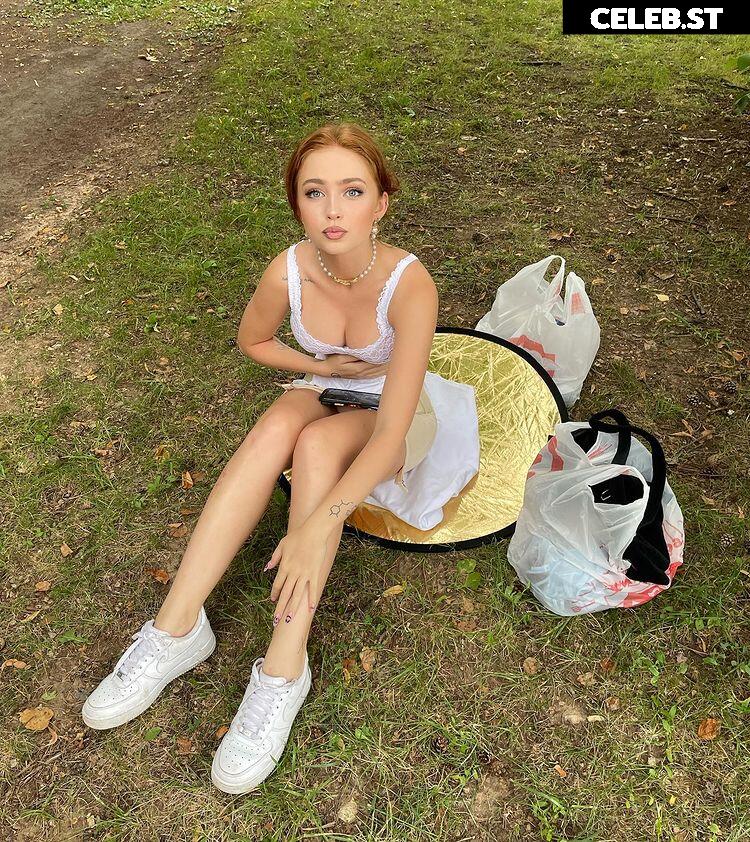 Renatarii | Renata Ri Image 3592369