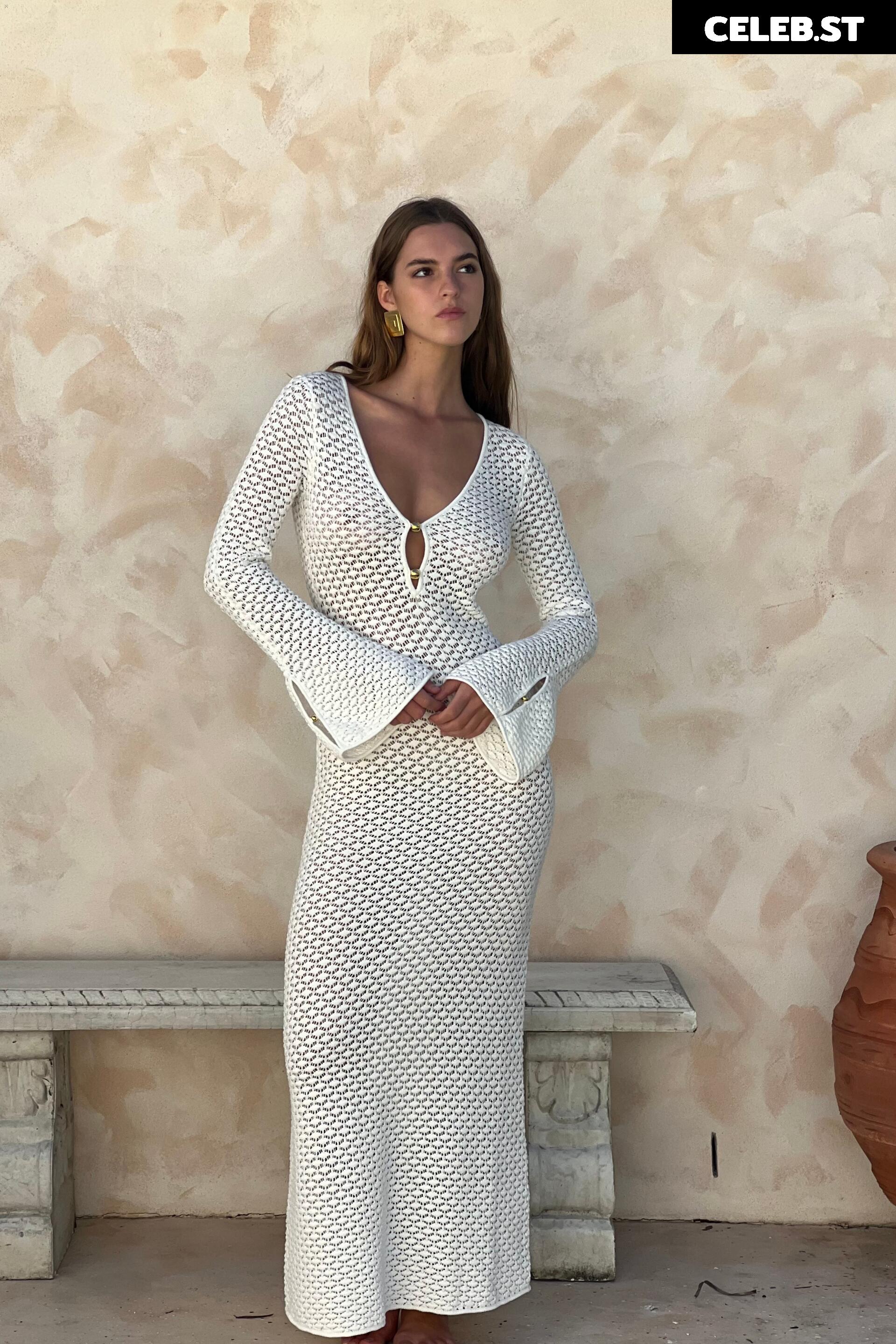 Emily Feld - emily.feld Image 3599245