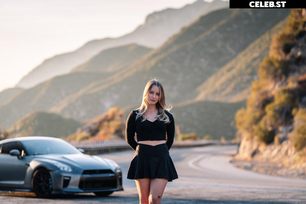 Sonja Reid aka OMGitsfirefoxx Image 3585638