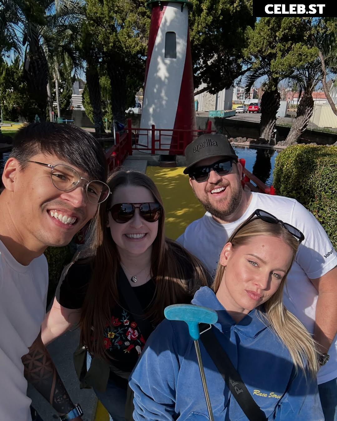 Sonja Reid aka OMGitsfirefoxx Image 3585239