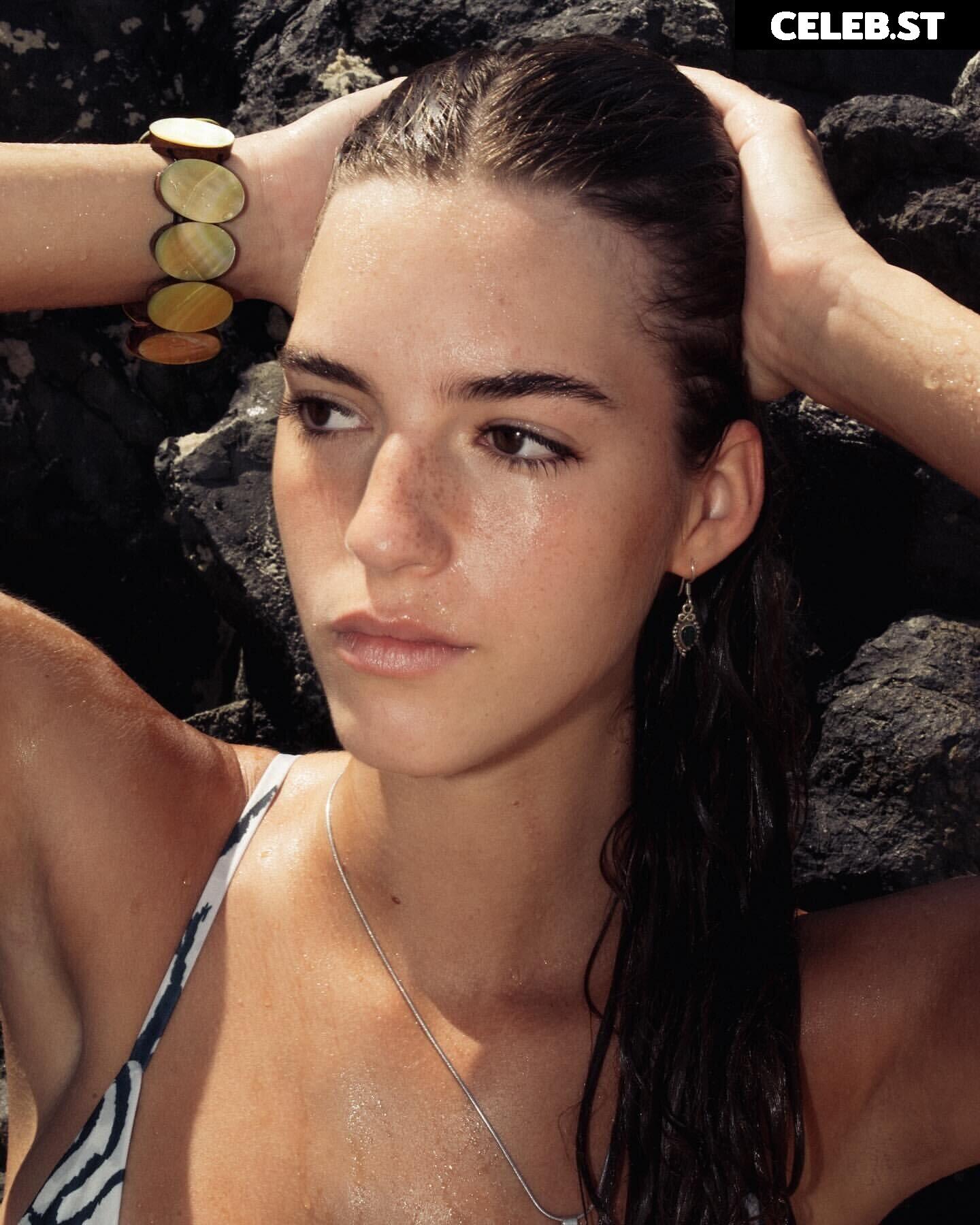 Emily Feld - emily.feld Image 3586523
