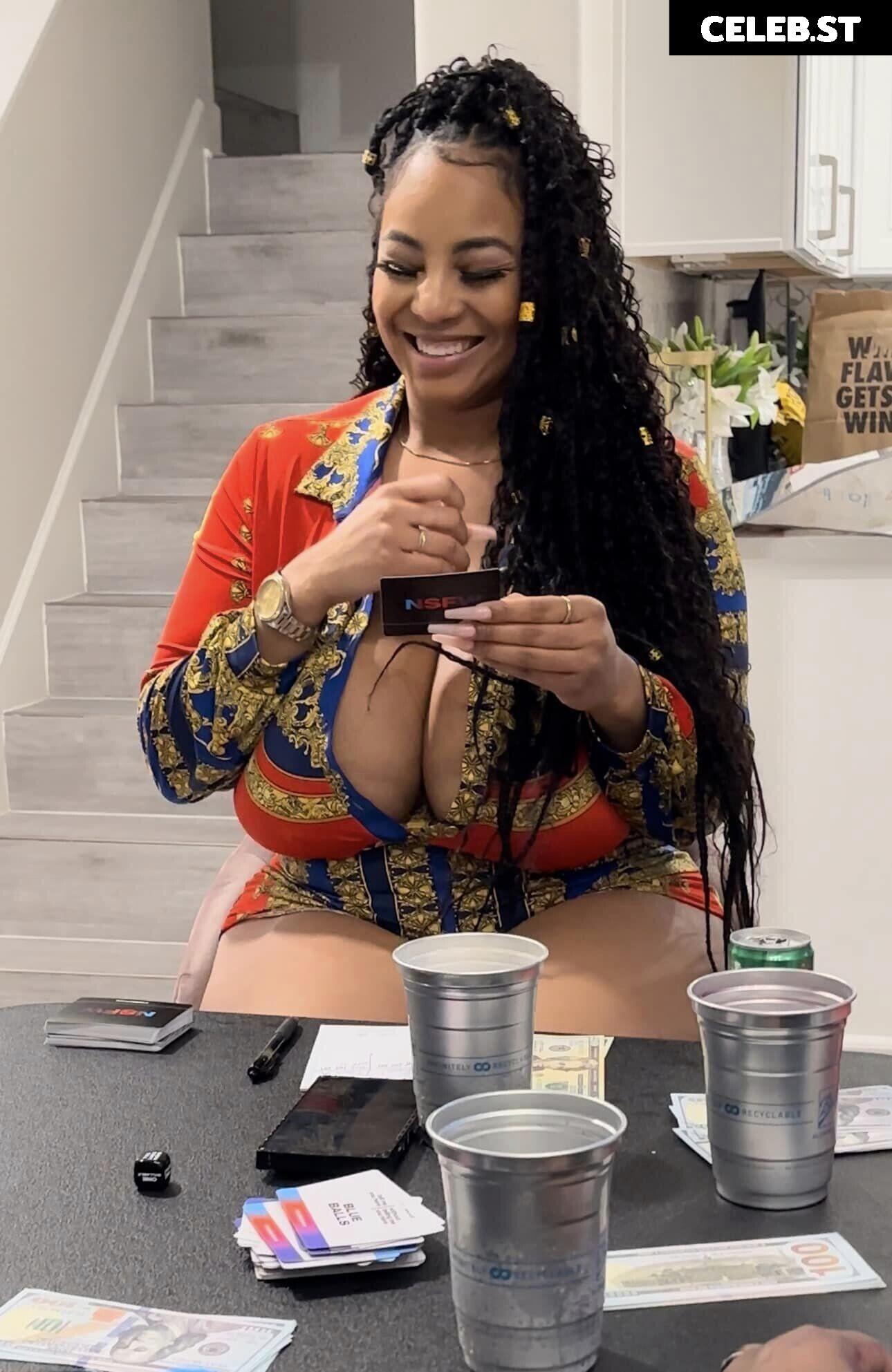 Persephanii | Stephanie Nelson Image 3581533