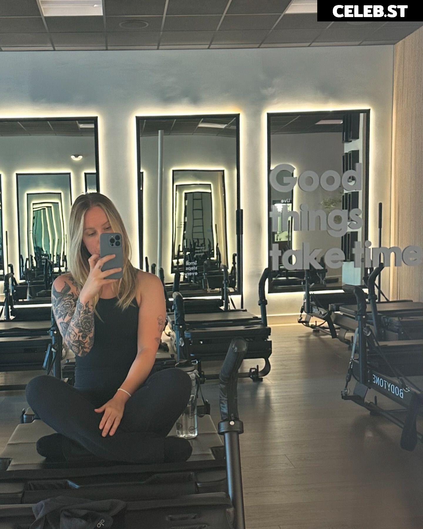 Sonja Reid aka OMGitsfirefoxx Image 3581052