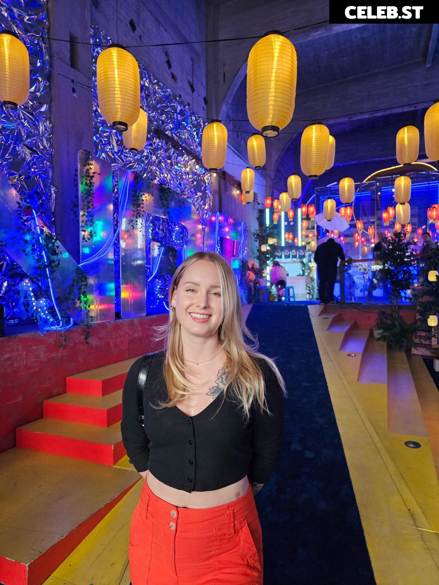 Sonja Reid aka OMGitsfirefoxx Image 3580871